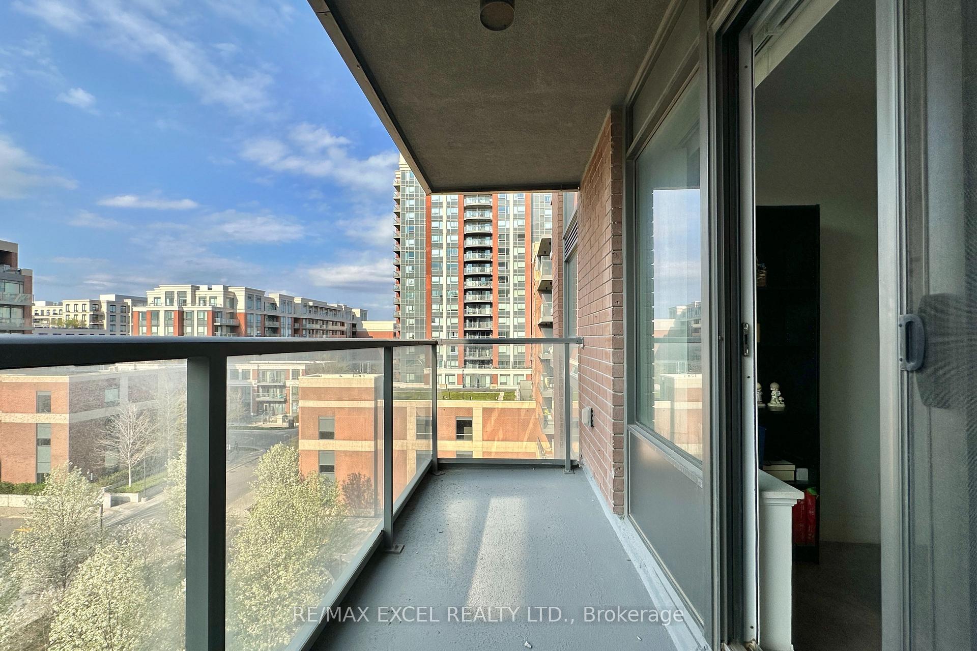 Photo 22 of Unit 703, 18 Uptown Drive, Markham, Unionville — HOMEH