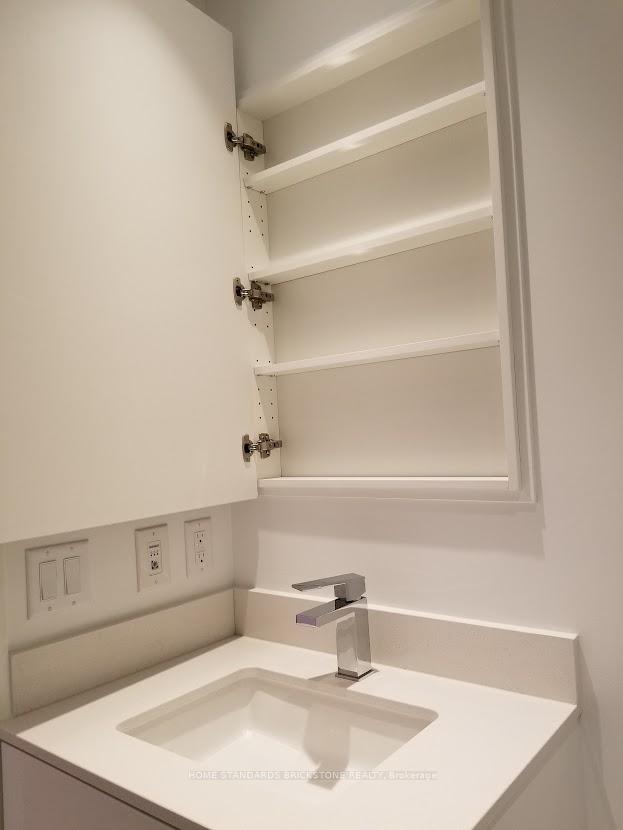 Photo 6 of Unit 4713, 7 Grenville Street, Toronto, Bay Street Corridor — HOMEH