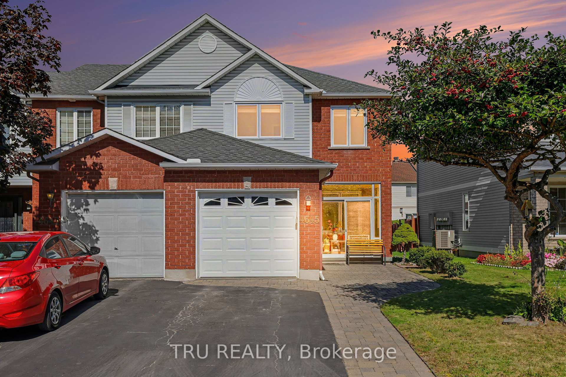 Photo of 4645 Ogilvie Walk Crescent
