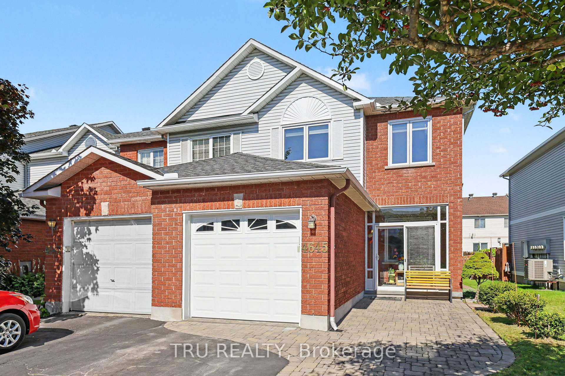 Photo 2 of 4645 Ogilvie Walk Crescent, Ottawa, Carson Grove — HOMEH