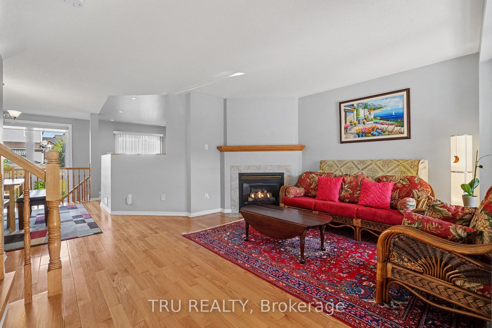 Photo 3 of 4645 Ogilvie Walk Crescent, Ottawa, Carson Grove — HOMEH