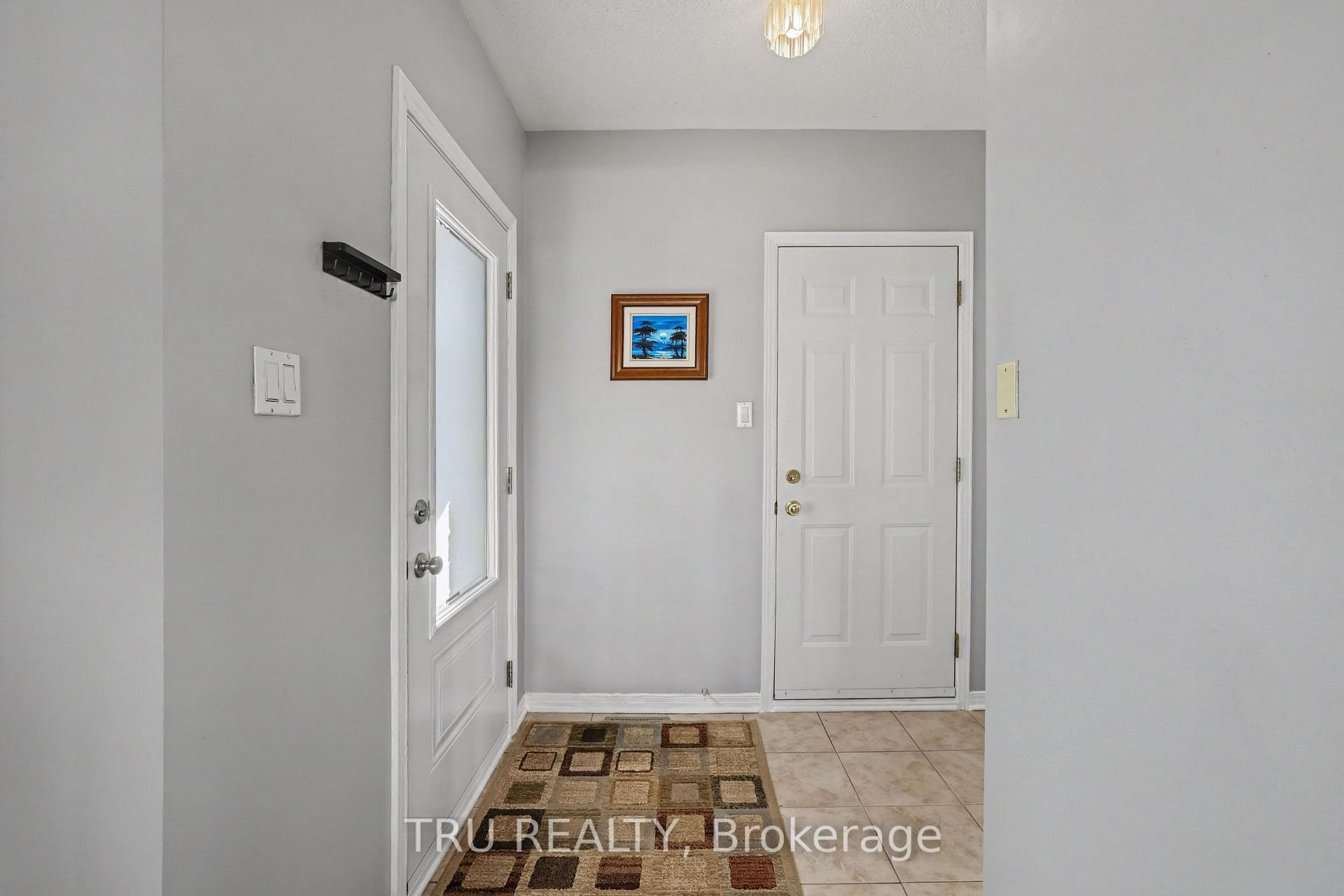 Photo 5 of 4645 Ogilvie Walk Crescent, Ottawa, Carson Grove — HOMEH