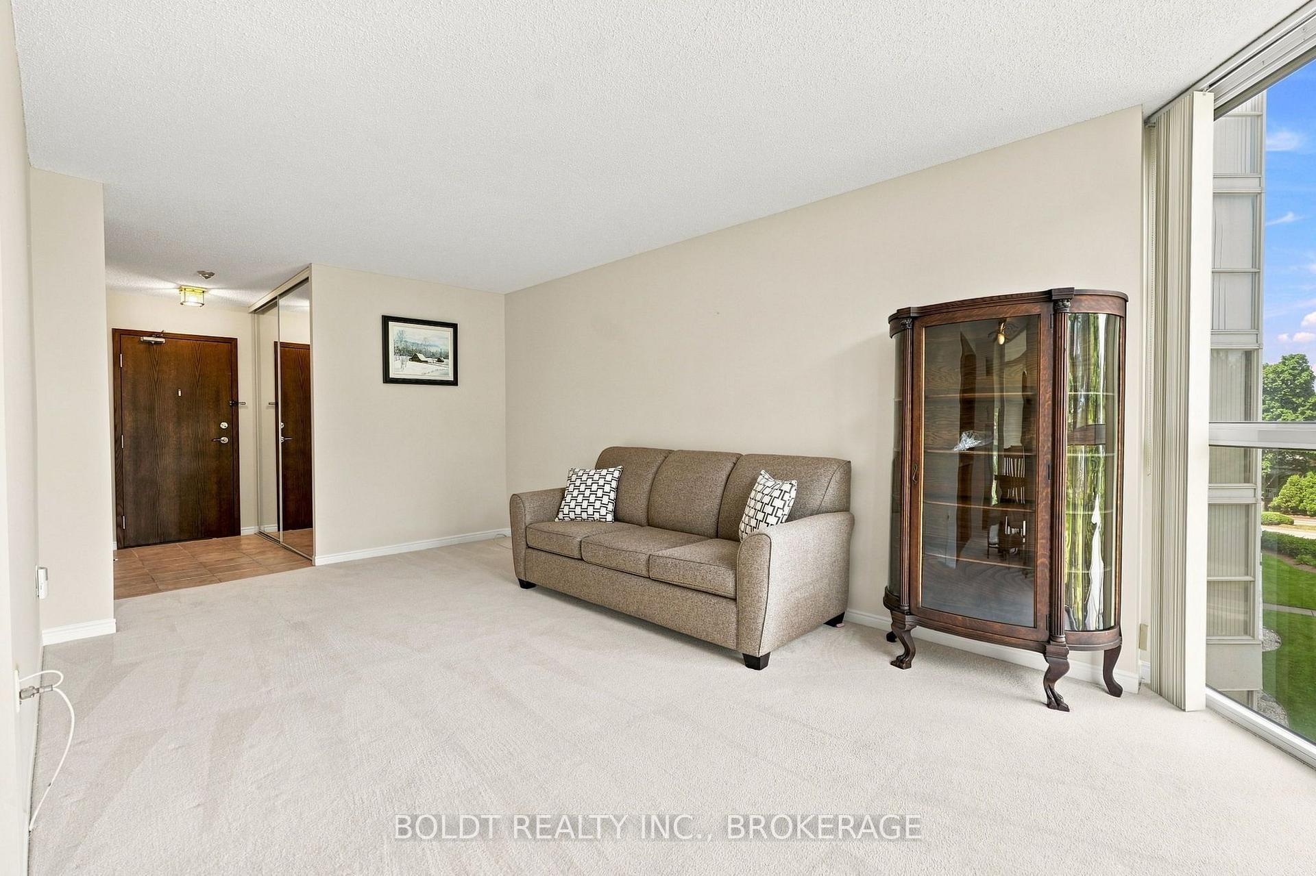 Photo 13 of Unit 306, 162 Martindale Road, St. Catharines, Grapeview — HOMEH