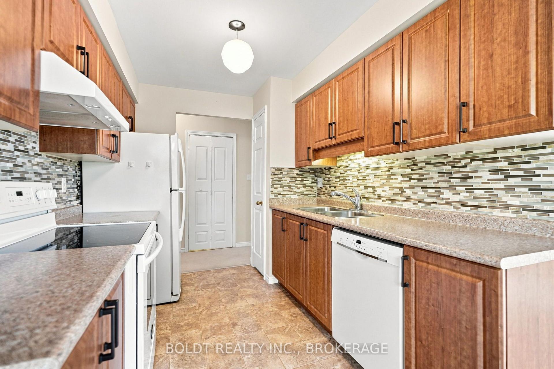 Photo 21 of Unit 306, 162 Martindale Road, St. Catharines, Grapeview — HOMEH