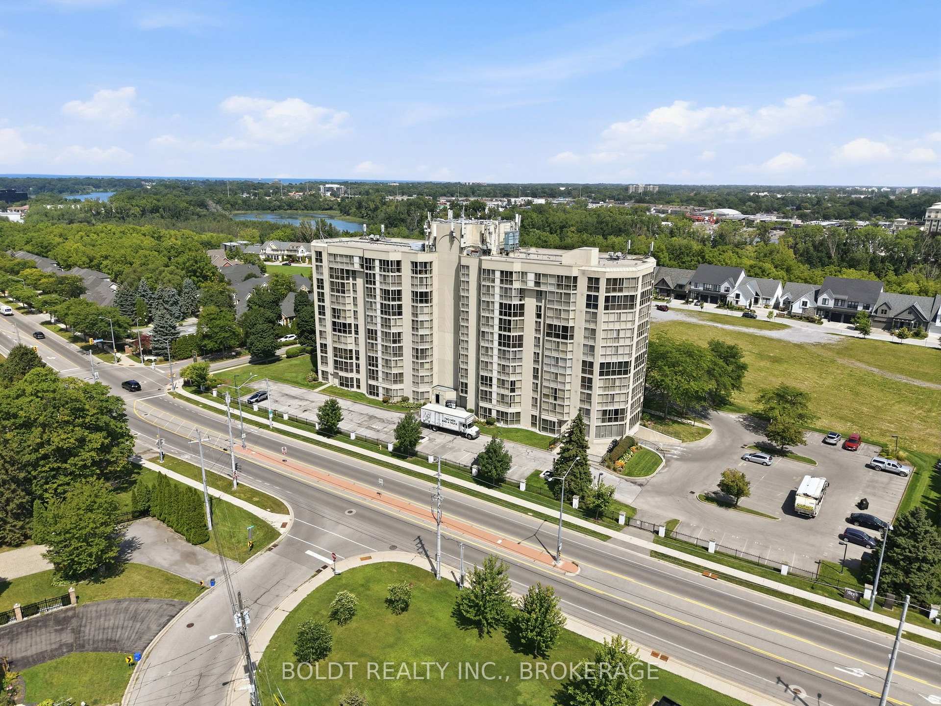 Photo 39 of Unit 306, 162 Martindale Road, St. Catharines, Grapeview — HOMEH