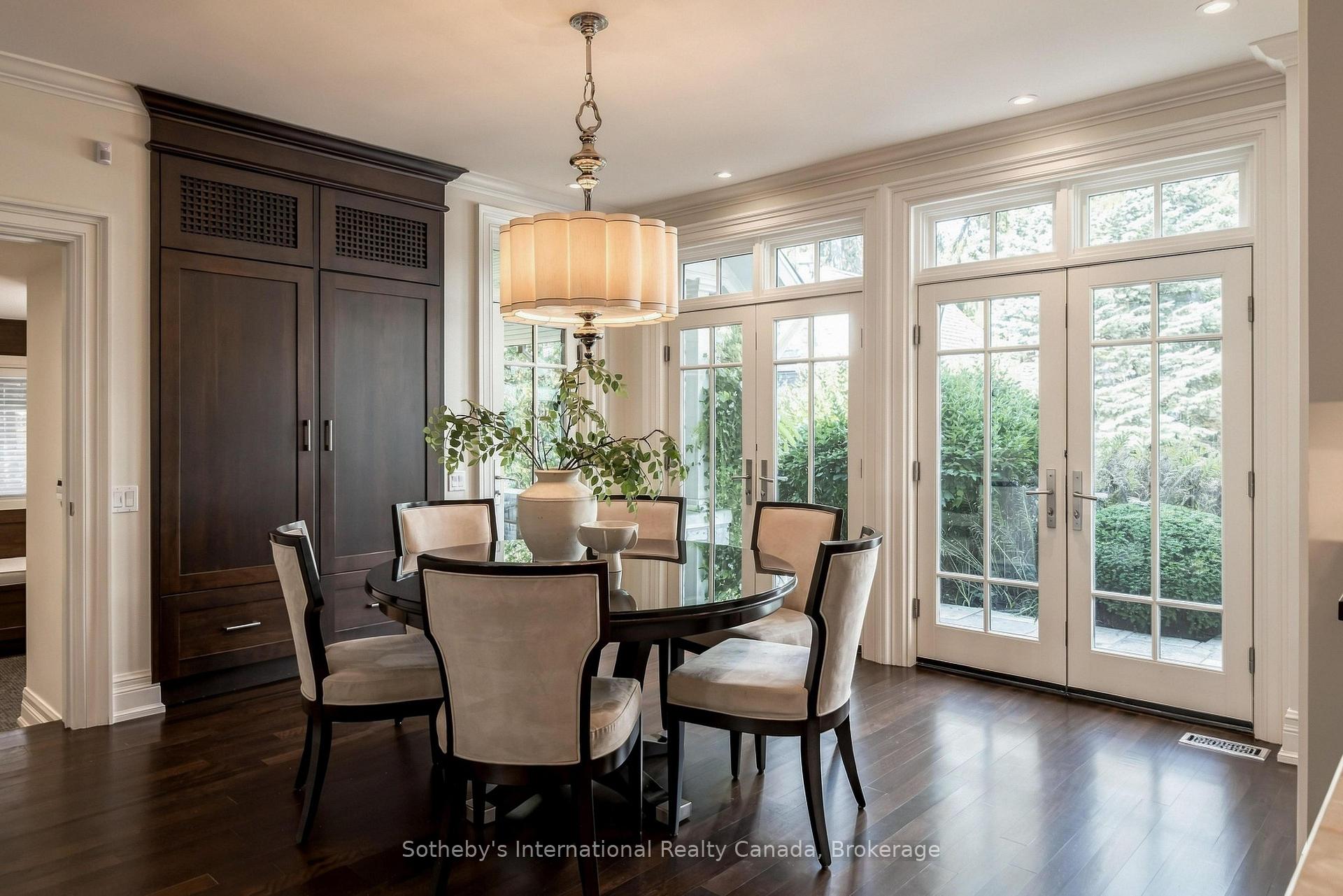 Photo 12 of 1073 Lakeshore Road E, Oakville, Morrison — HOMEH