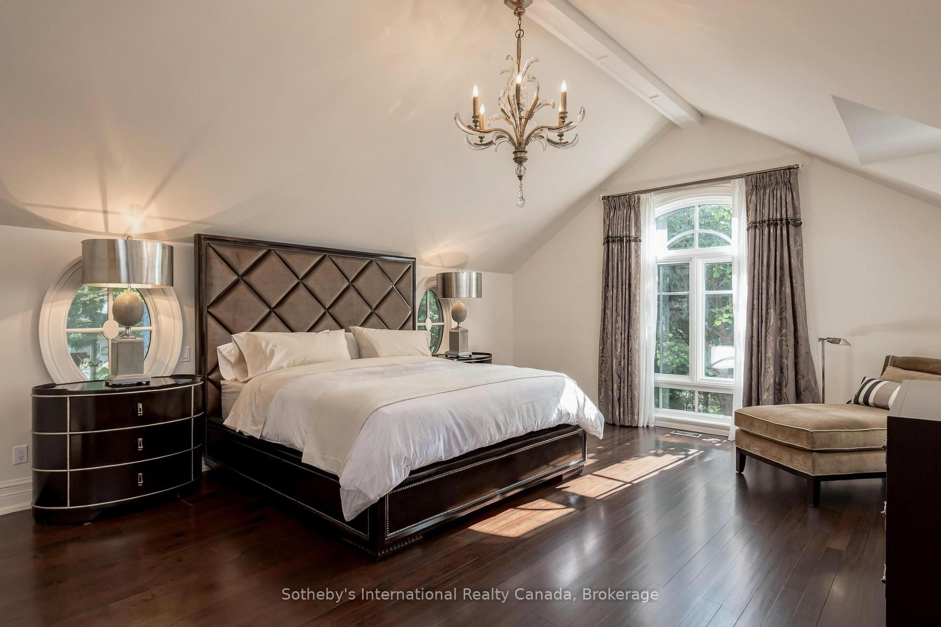 Photo 24 of 1073 Lakeshore Road E, Oakville, Morrison — HOMEH