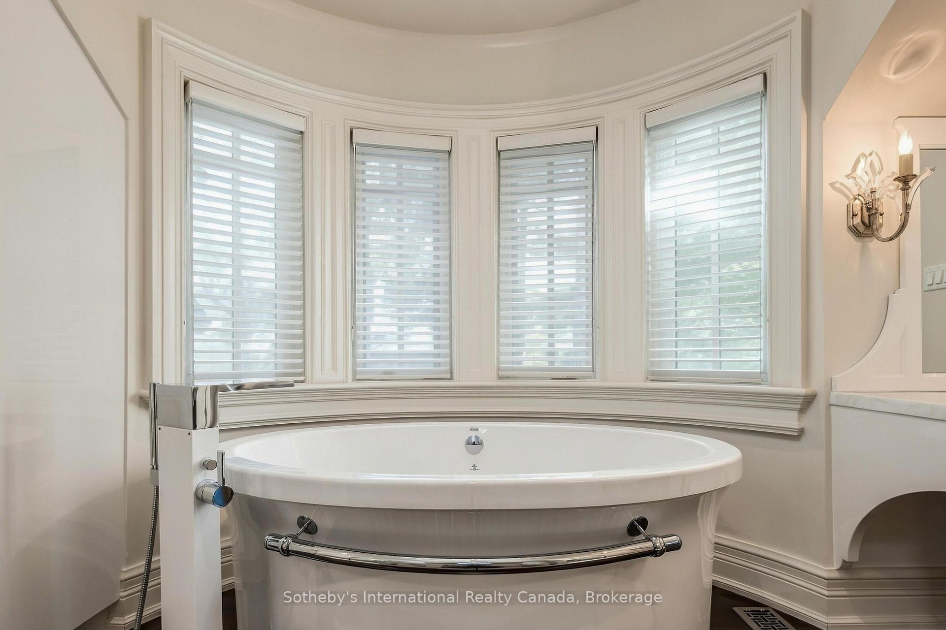 Photo 29 of 1073 Lakeshore Road E, Oakville, Morrison — HOMEH
