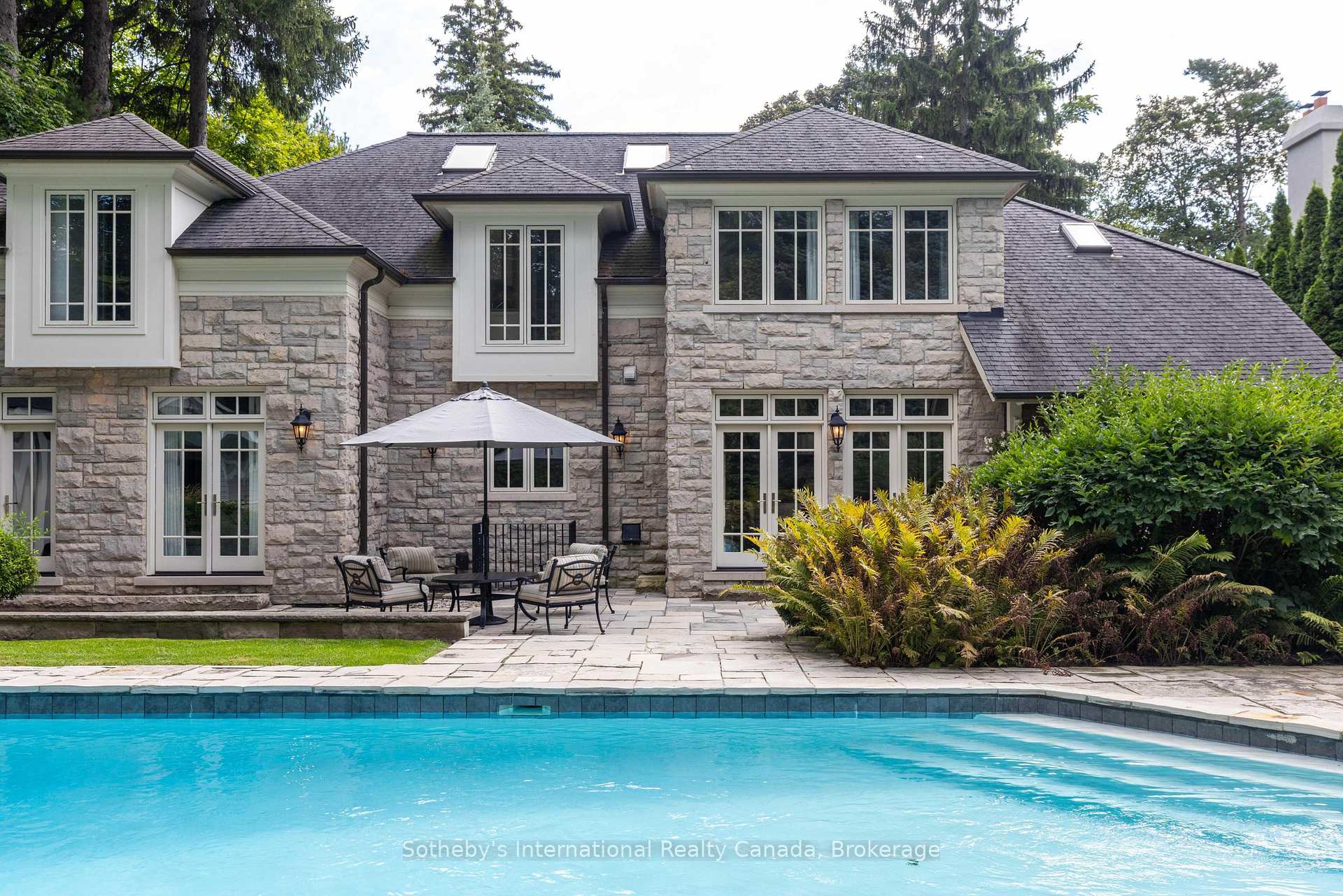 Photo 41 of 1073 Lakeshore Road E, Oakville, Morrison — HOMEH