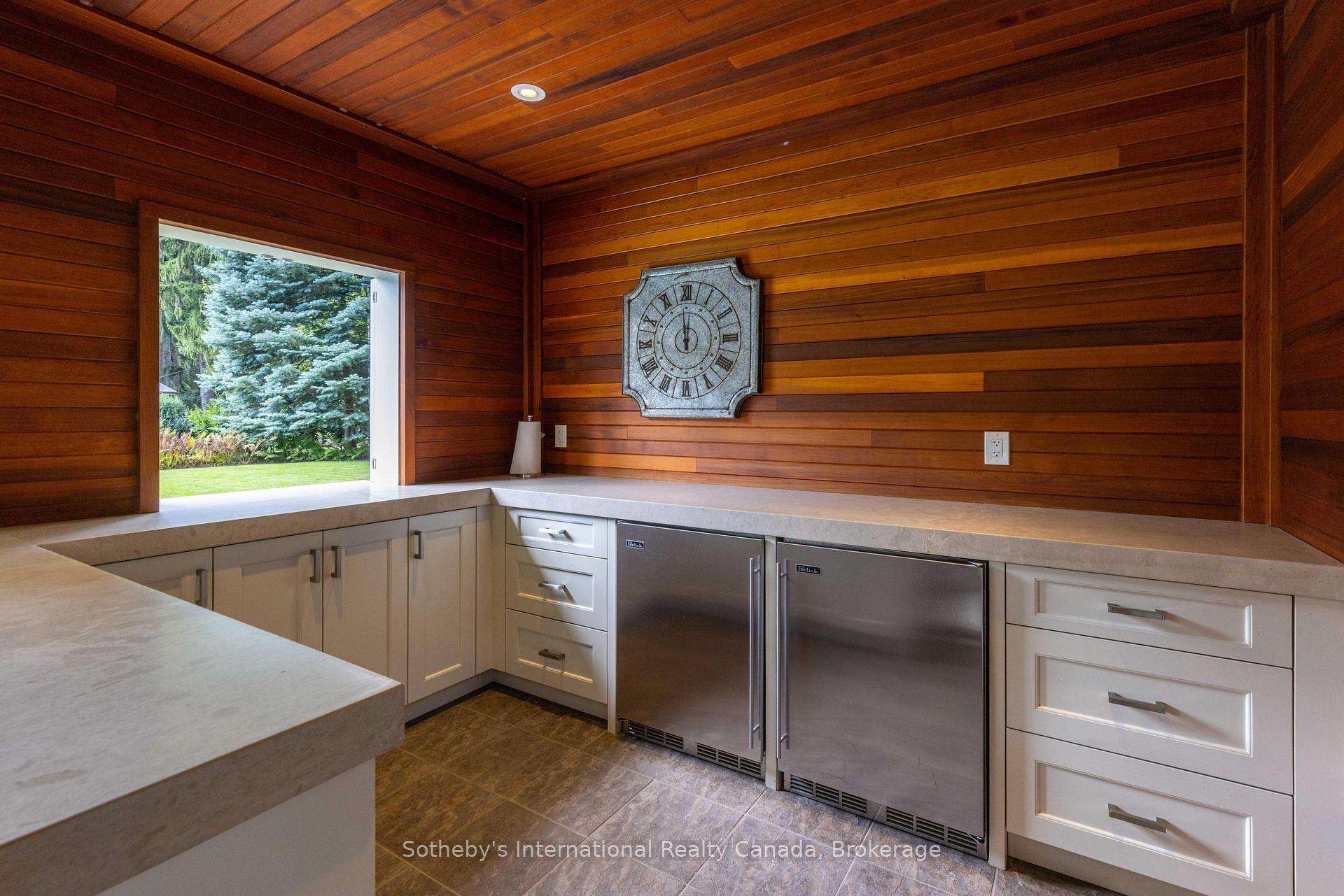 Photo 46 of 1073 Lakeshore Road E, Oakville, Morrison — HOMEH