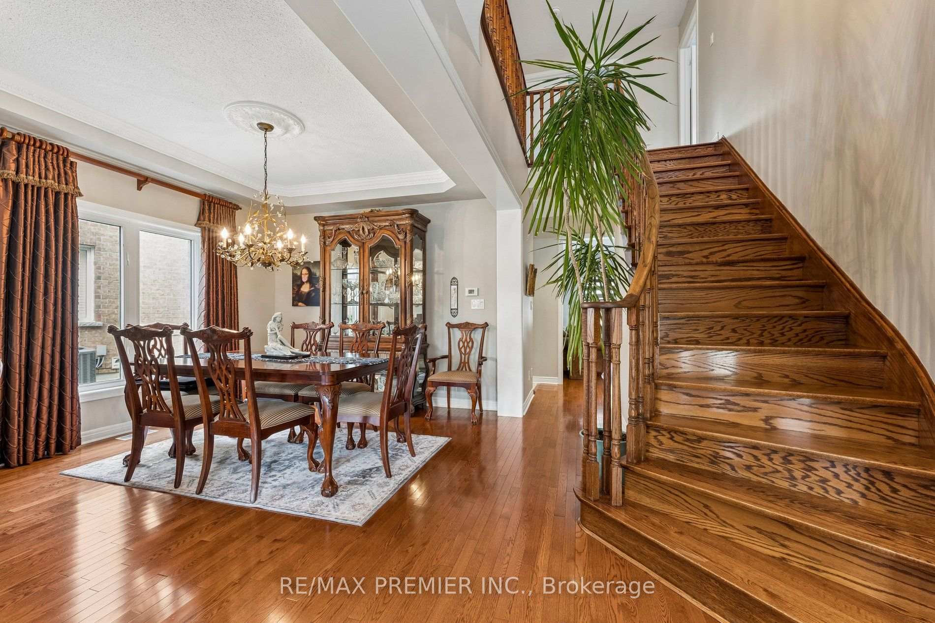 Photo 6 of 16 Rockstep Court, Brampton, Sandringham-Wellington — HOMEH
