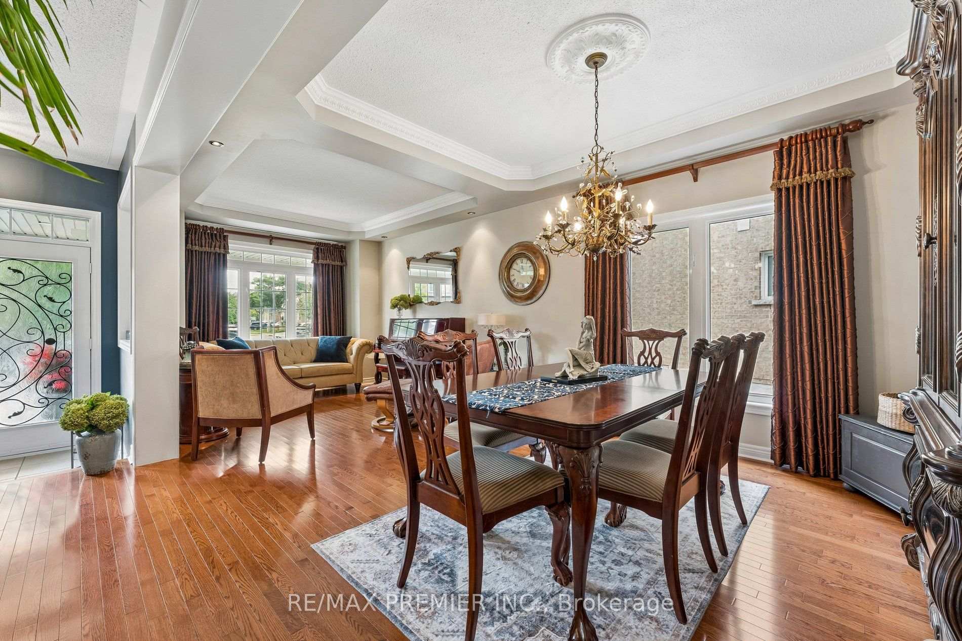 Photo 7 of 16 Rockstep Court, Brampton, Sandringham-Wellington — HOMEH