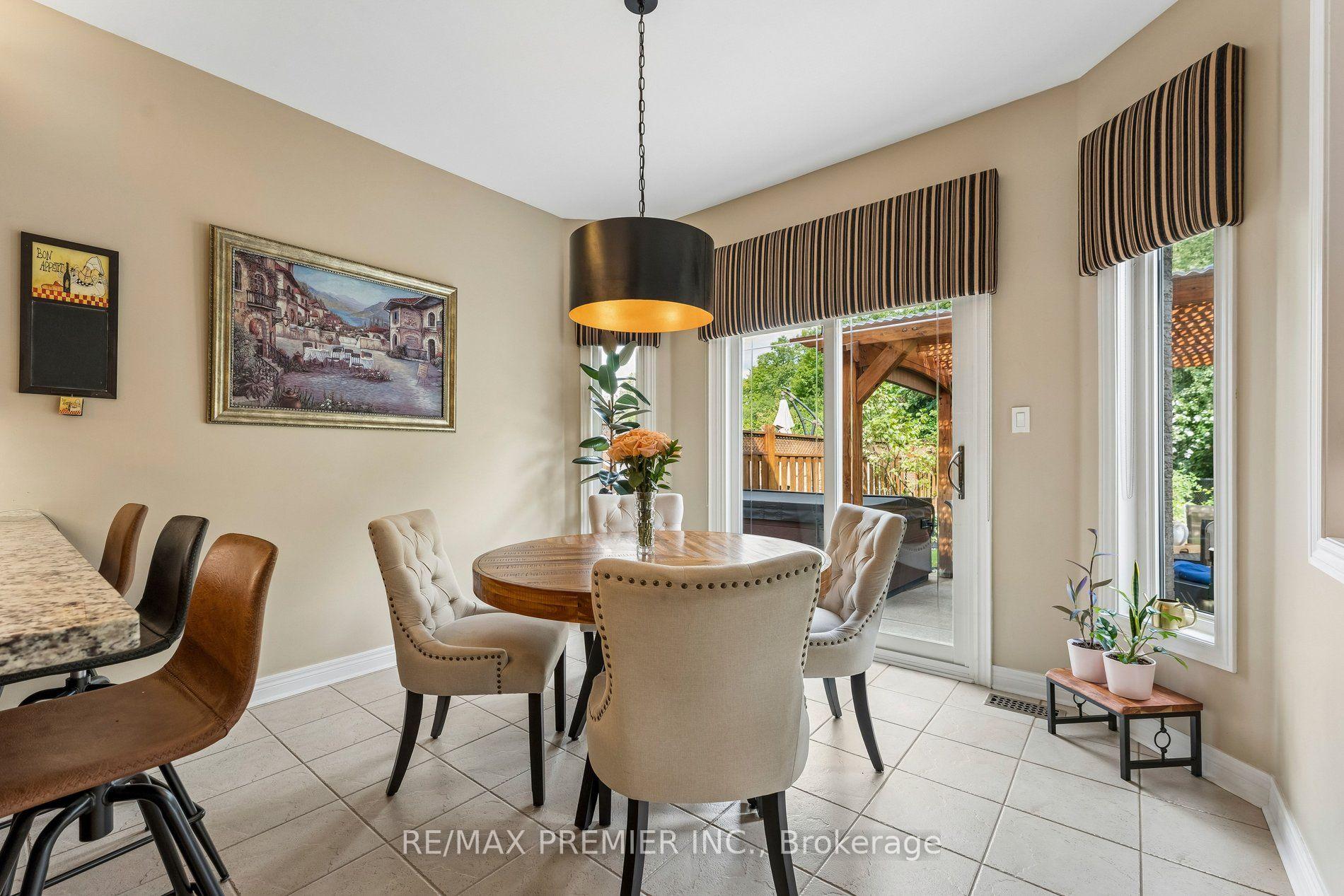 Photo 16 of 16 Rockstep Court, Brampton, Sandringham-Wellington — HOMEH