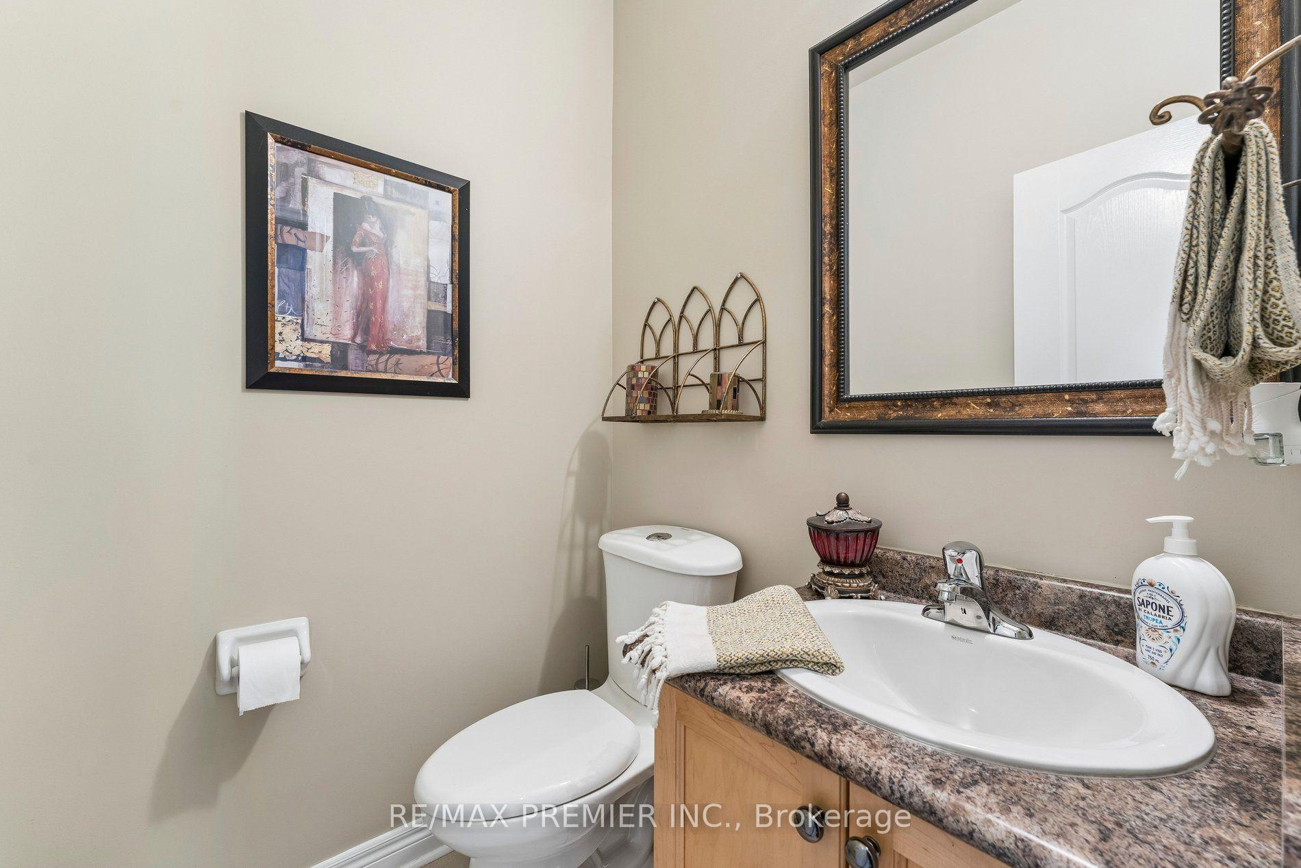 Photo 17 of 16 Rockstep Court, Brampton, Sandringham-Wellington — HOMEH