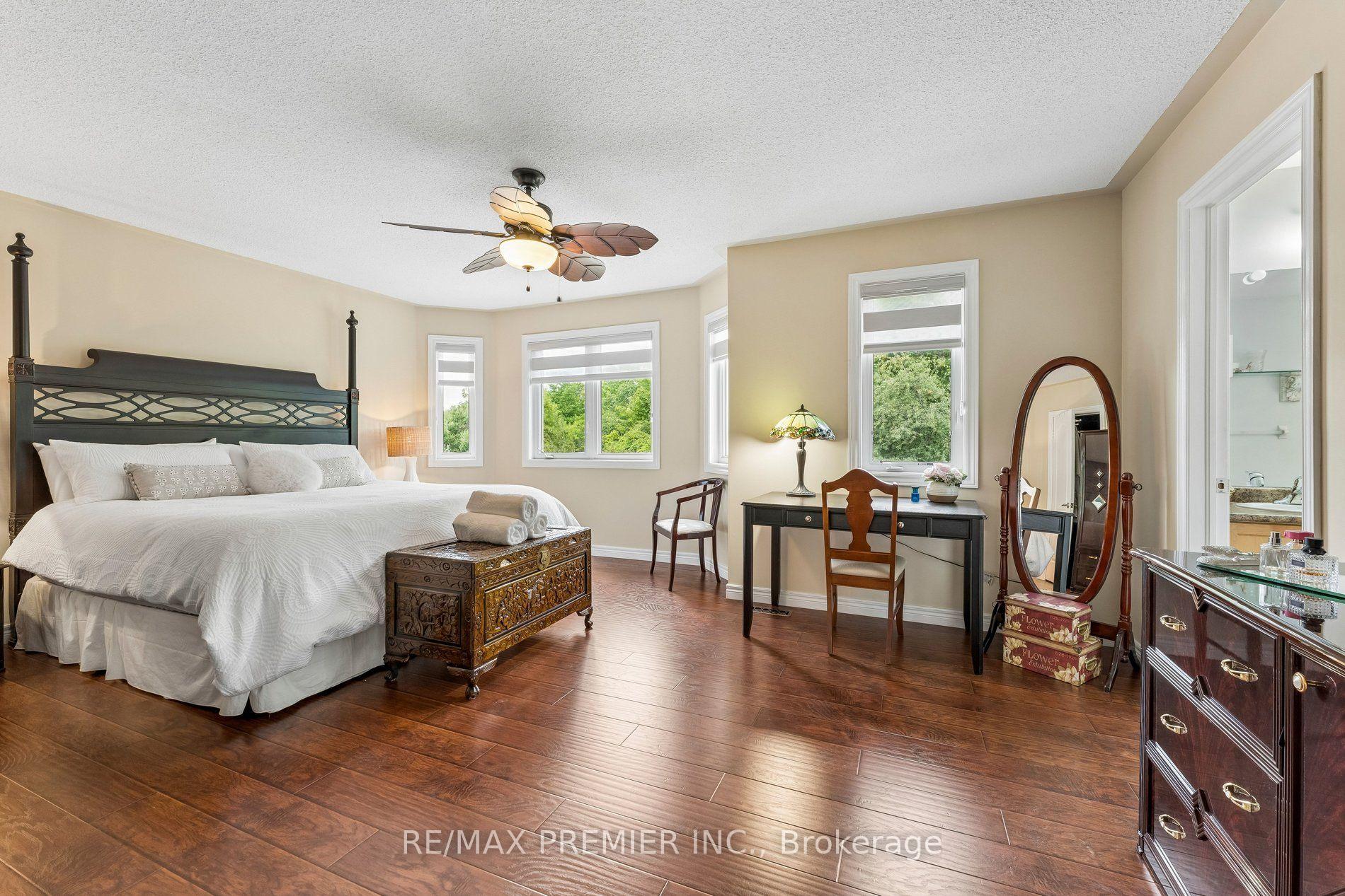Photo 20 of 16 Rockstep Court, Brampton, Sandringham-Wellington — HOMEH