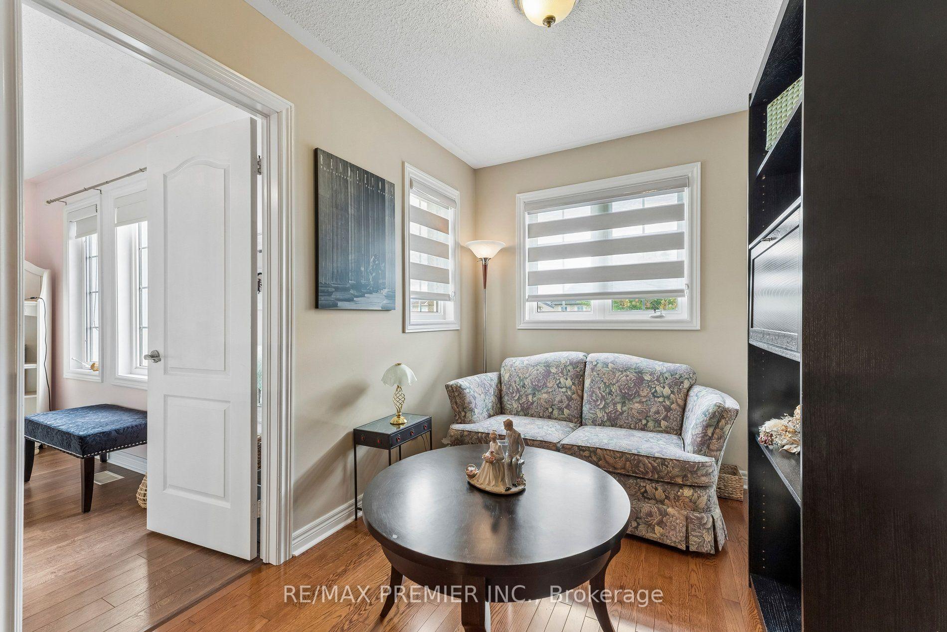 Photo 27 of 16 Rockstep Court, Brampton, Sandringham-Wellington — HOMEH