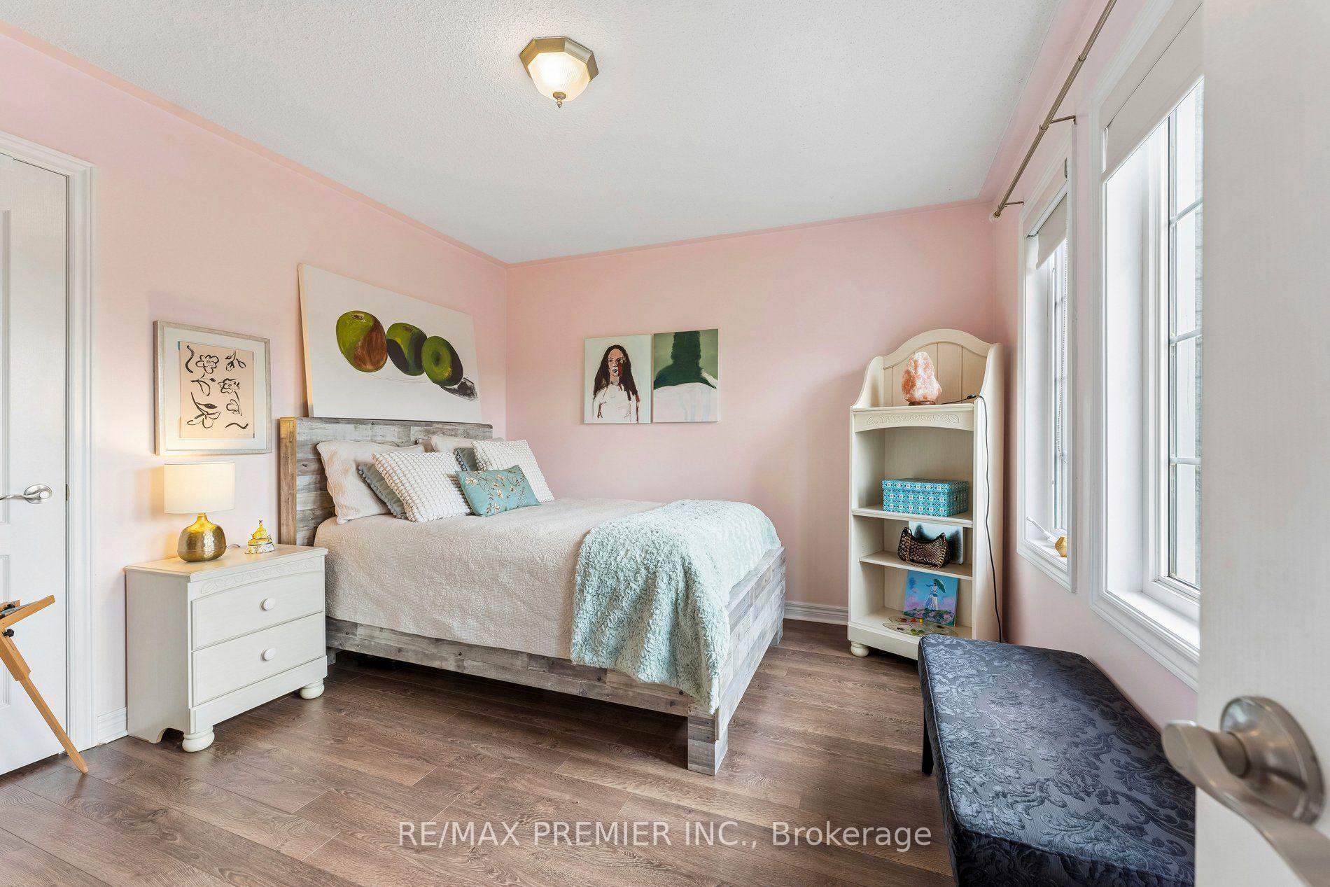 Photo 28 of 16 Rockstep Court, Brampton, Sandringham-Wellington — HOMEH