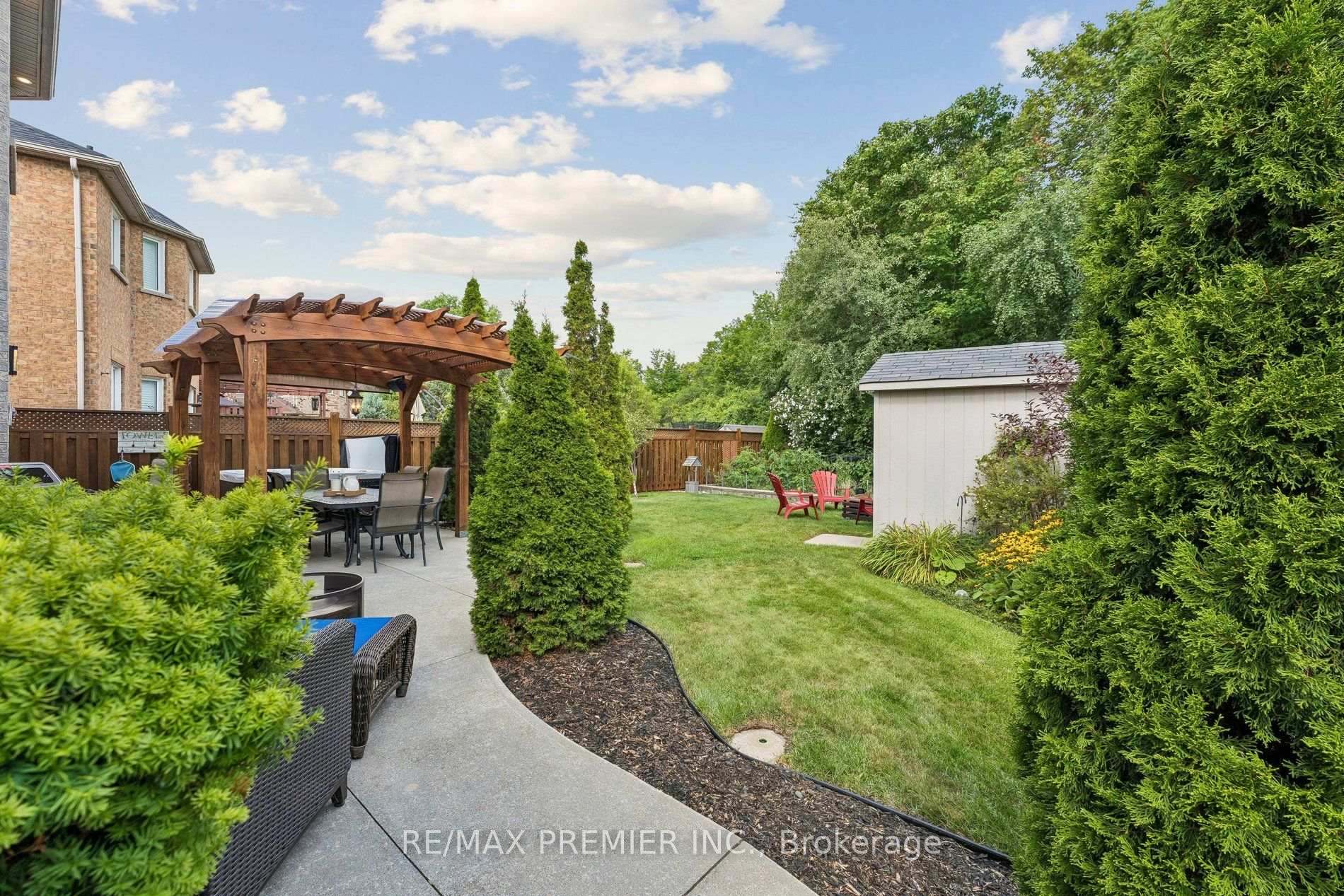 Photo 42 of 16 Rockstep Court, Brampton, Sandringham-Wellington — HOMEH