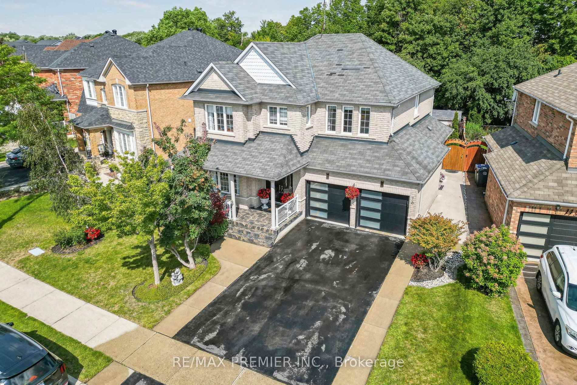 Photo 49 of 16 Rockstep Court, Brampton, Sandringham-Wellington — HOMEH