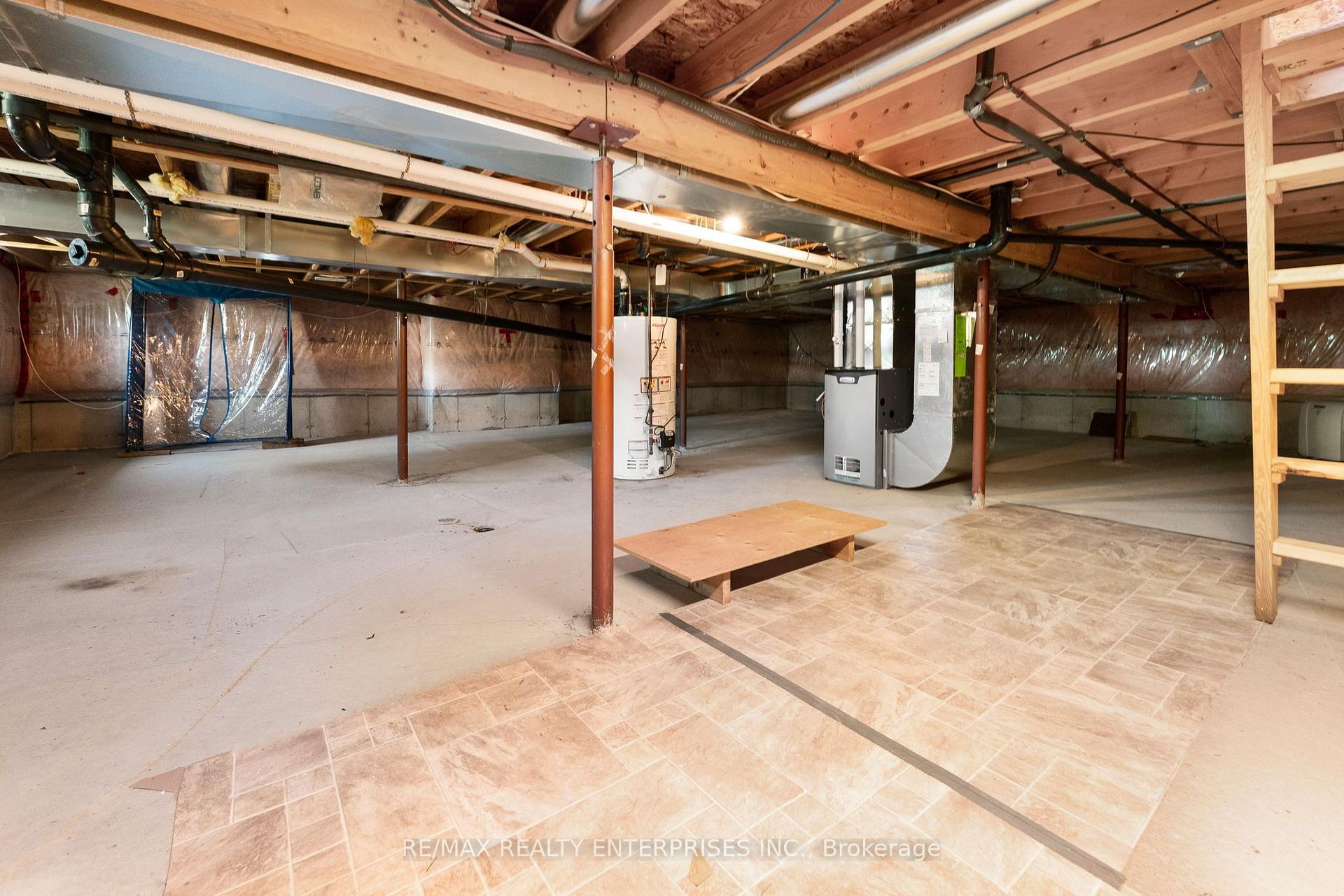 Photo 22 of 1 Huron Court, Clarington, Newcastle — HOMEH