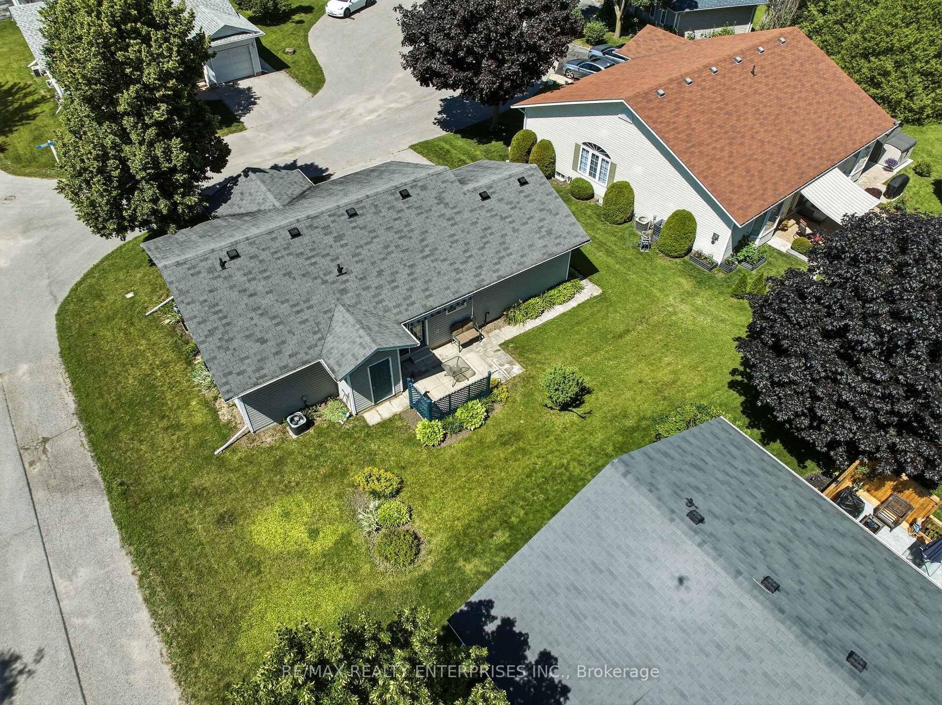 Photo 31 of 1 Huron Court, Clarington, Newcastle — HOMEH