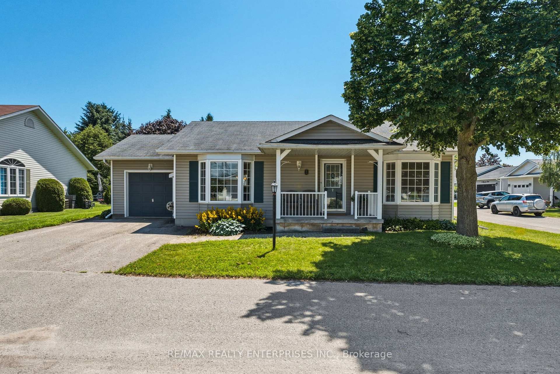 Photo 35 of 1 Huron Court, Clarington, Newcastle — HOMEH