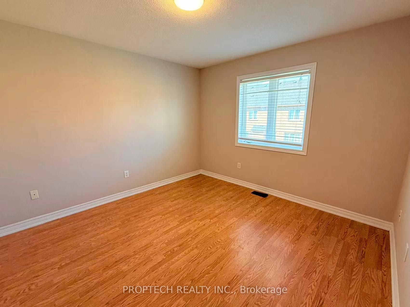 Photo 21 of 61 Braehead Drive, Richmond Hill, Jefferson — HOMEH