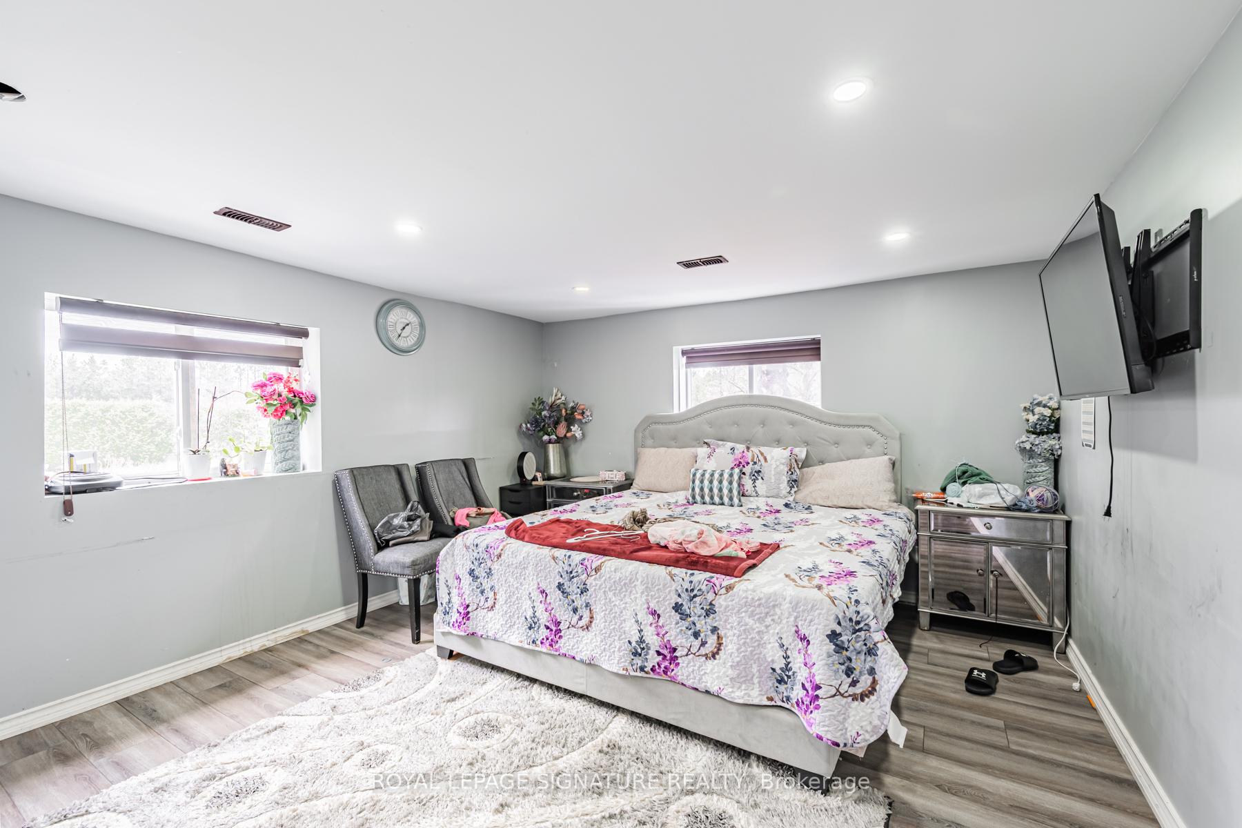 Photo 15 of 50 Collard Drive, King, King City — HOMEH