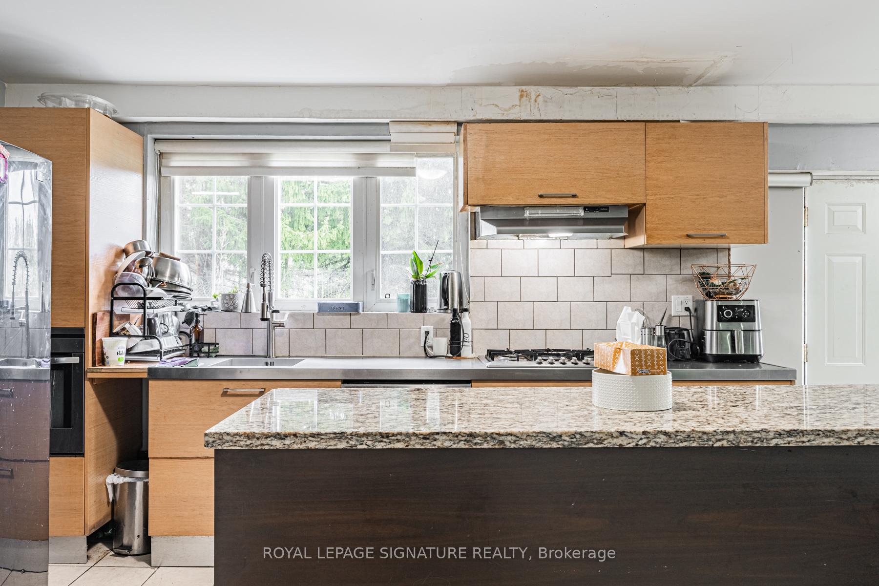 Photo 35 of 50 Collard Drive, King, King City — HOMEH