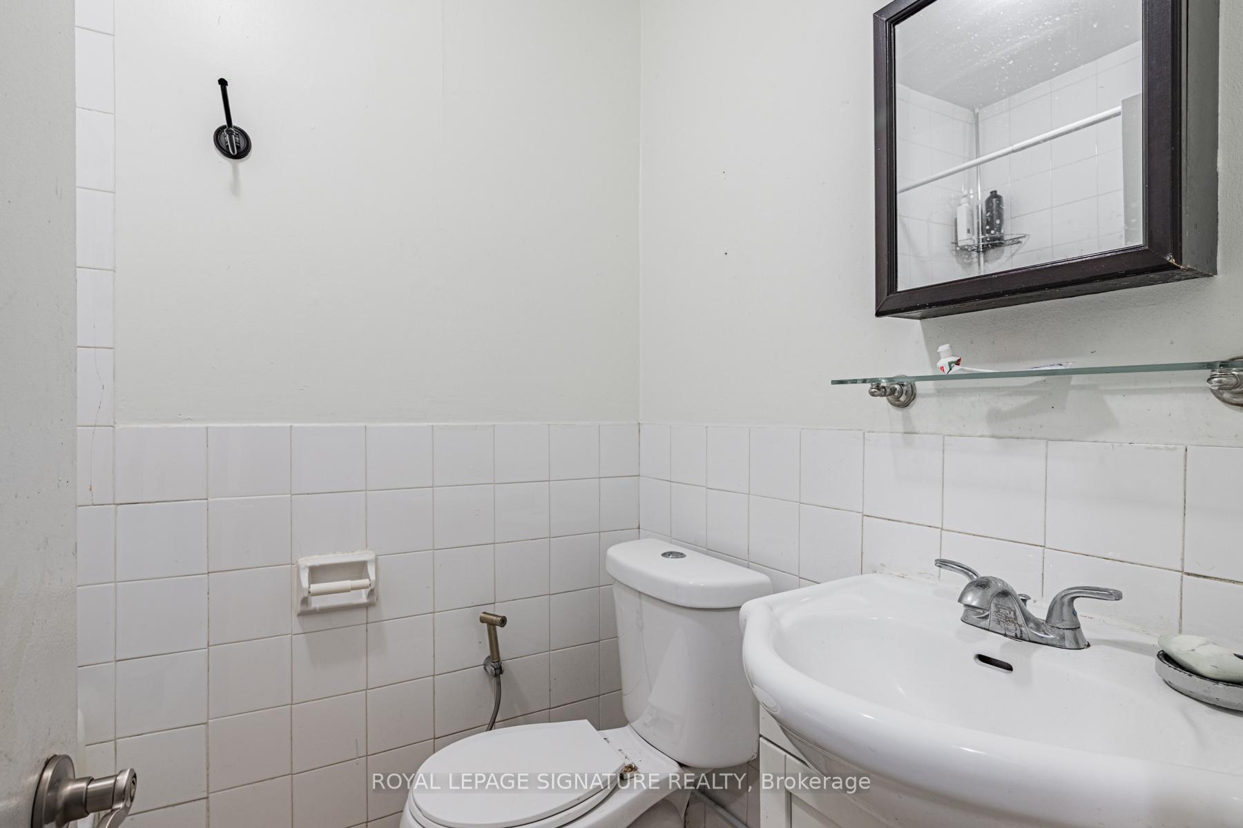 Photo 36 of 50 Collard Drive, King, King City — HOMEH