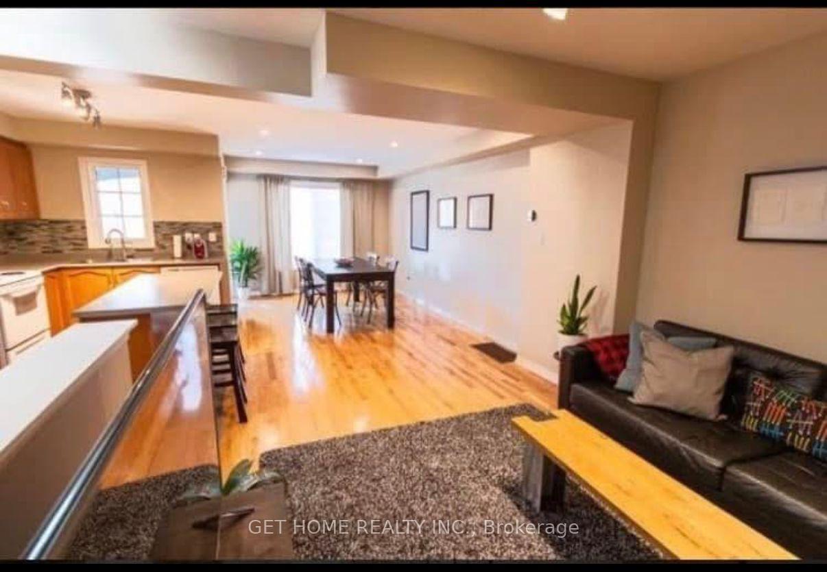 Photo 6 of 25 Silvester Street, Ajax, Central East — HOMEH