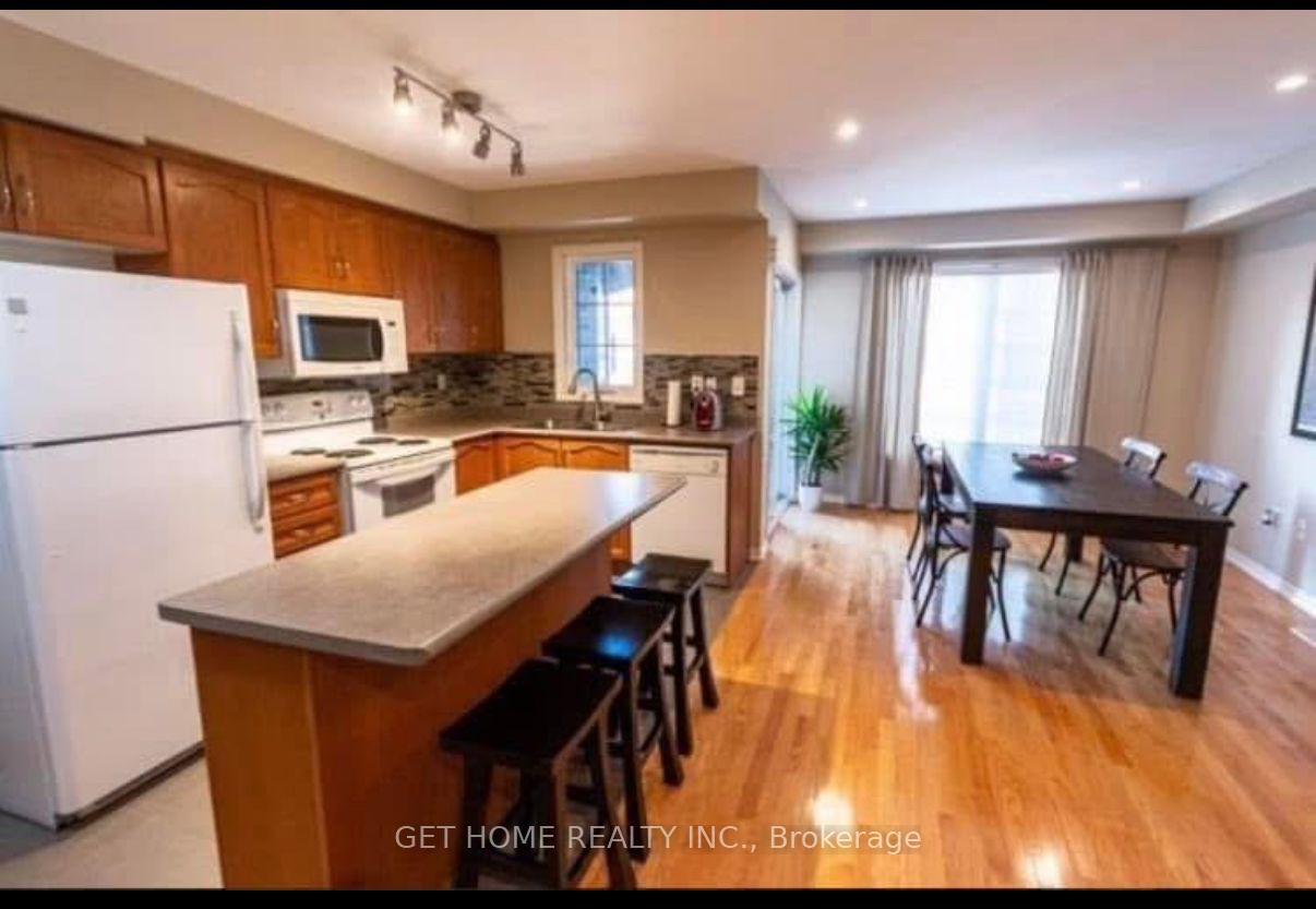 Photo 7 of 25 Silvester Street, Ajax, Central East — HOMEH