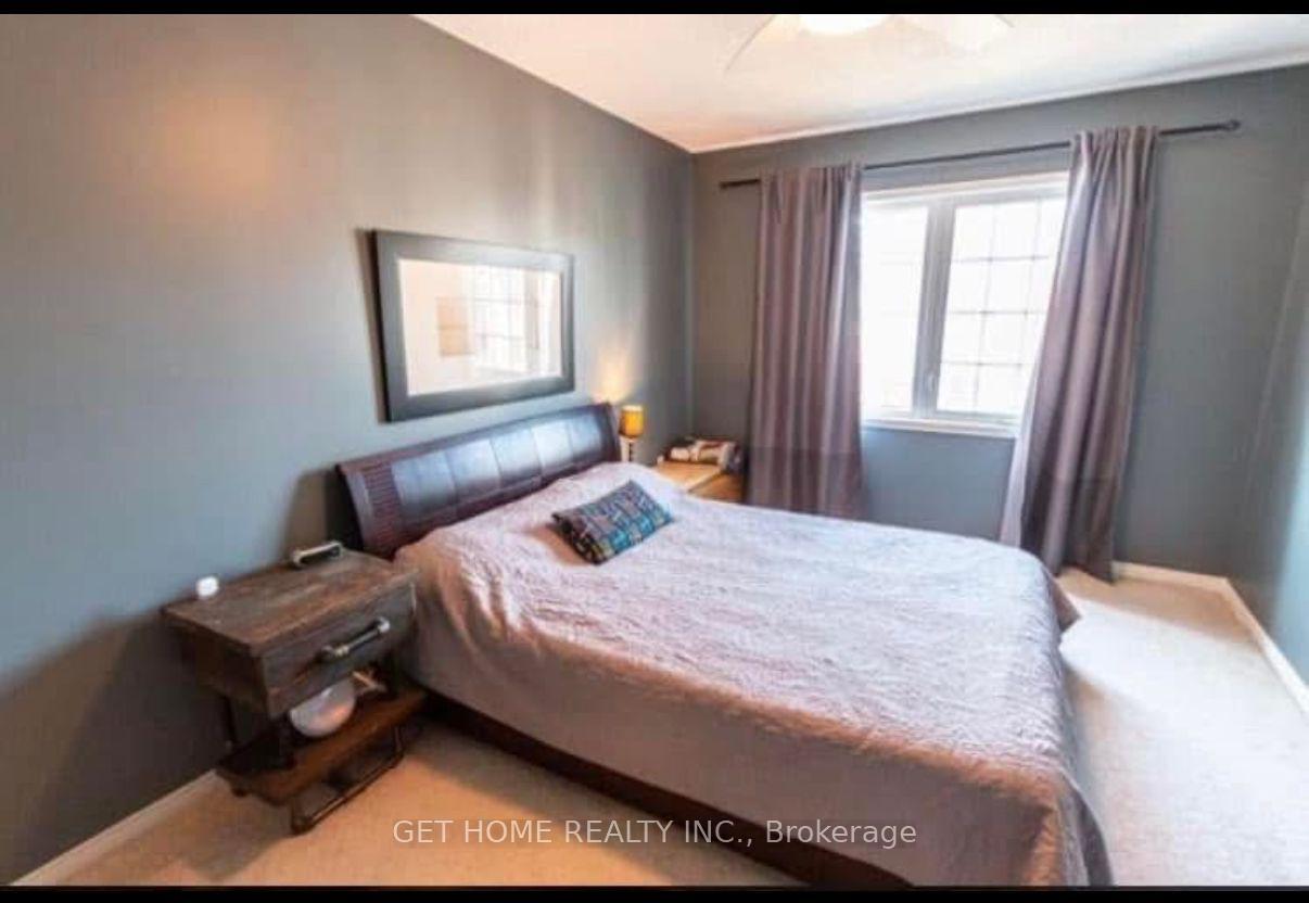 Photo 12 of 25 Silvester Street, Ajax, Central East — HOMEH