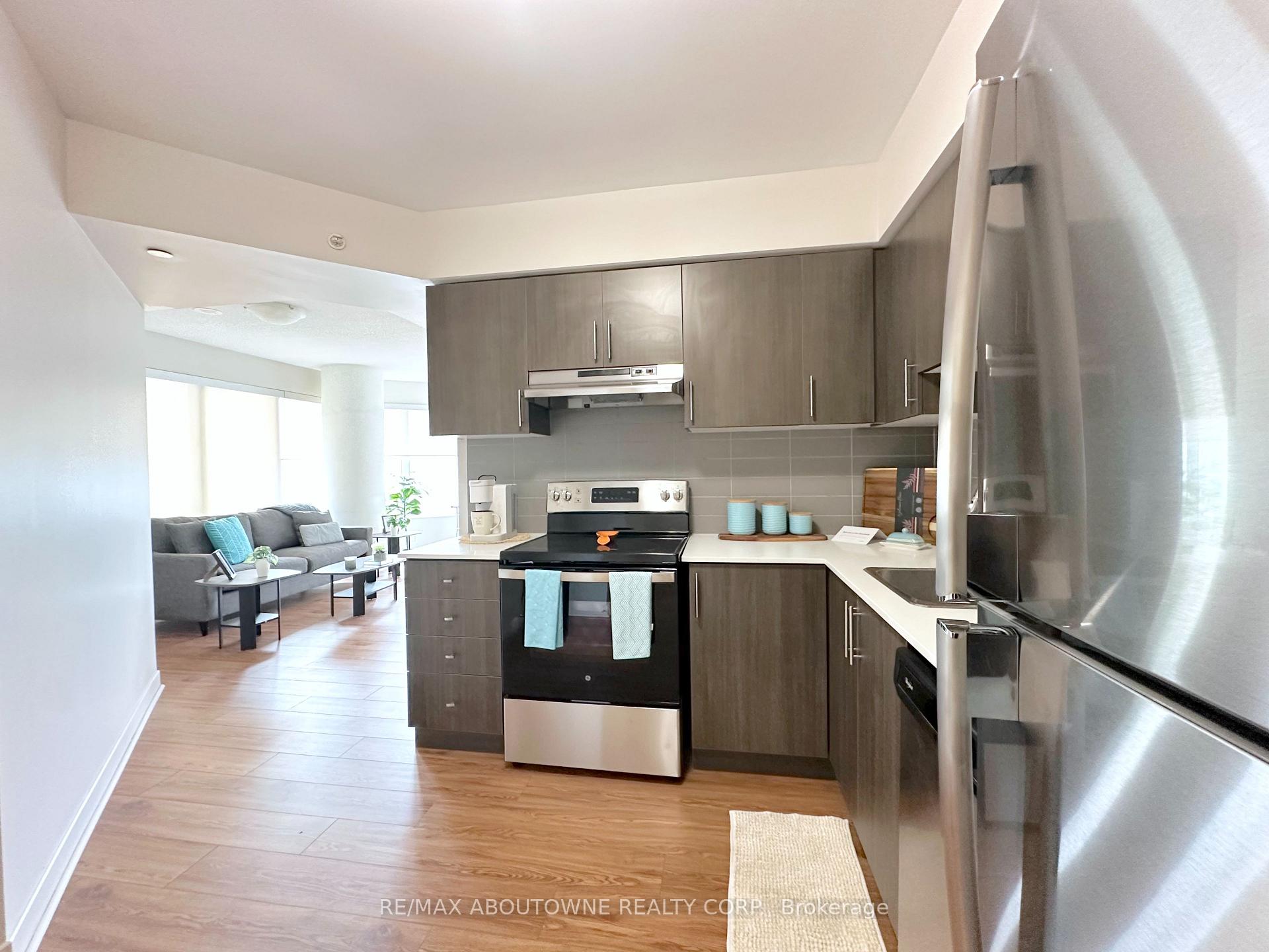 Photo 2 of Unit 204, 188 Clark Boulevard, Brampton, Queen Street Corridor — HOMEH