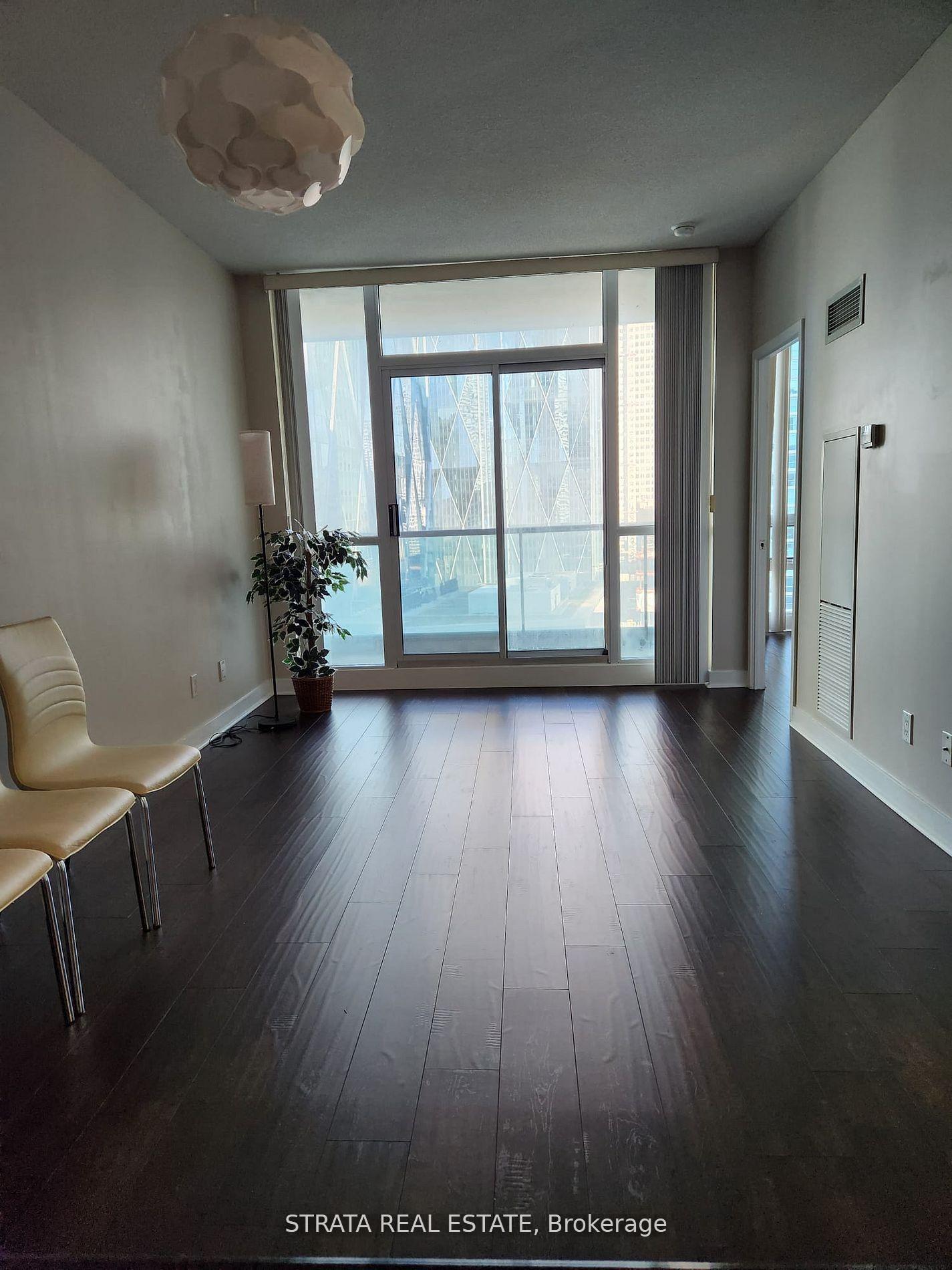 Photo 5 of Unit 2101, 12 yonge Street, Toronto, Waterfront Communities — HOMEH
