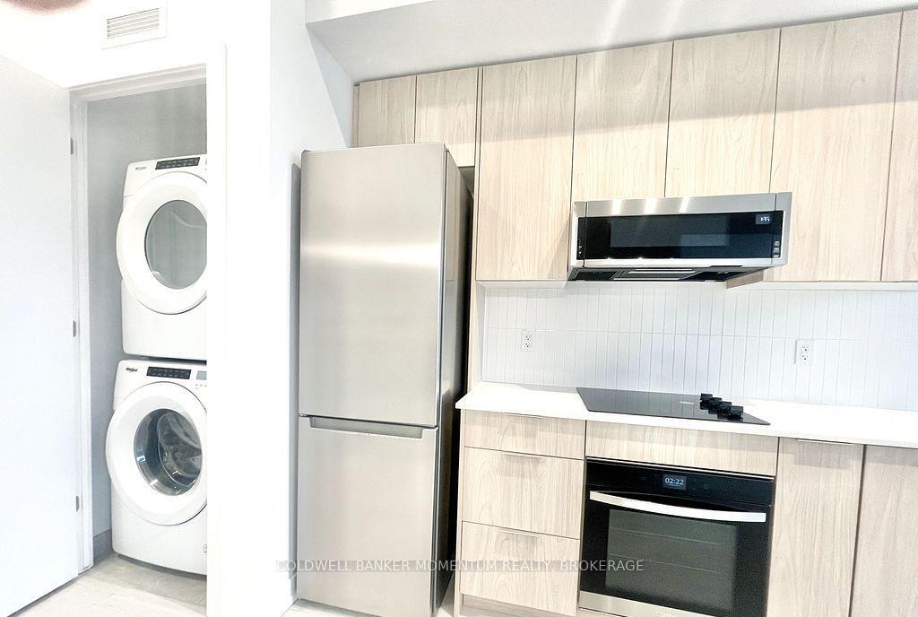 Photo 8 of Unit 115, 2501 Saw Whet Boulevard, Oakville, Glen Abbey — HOMEH