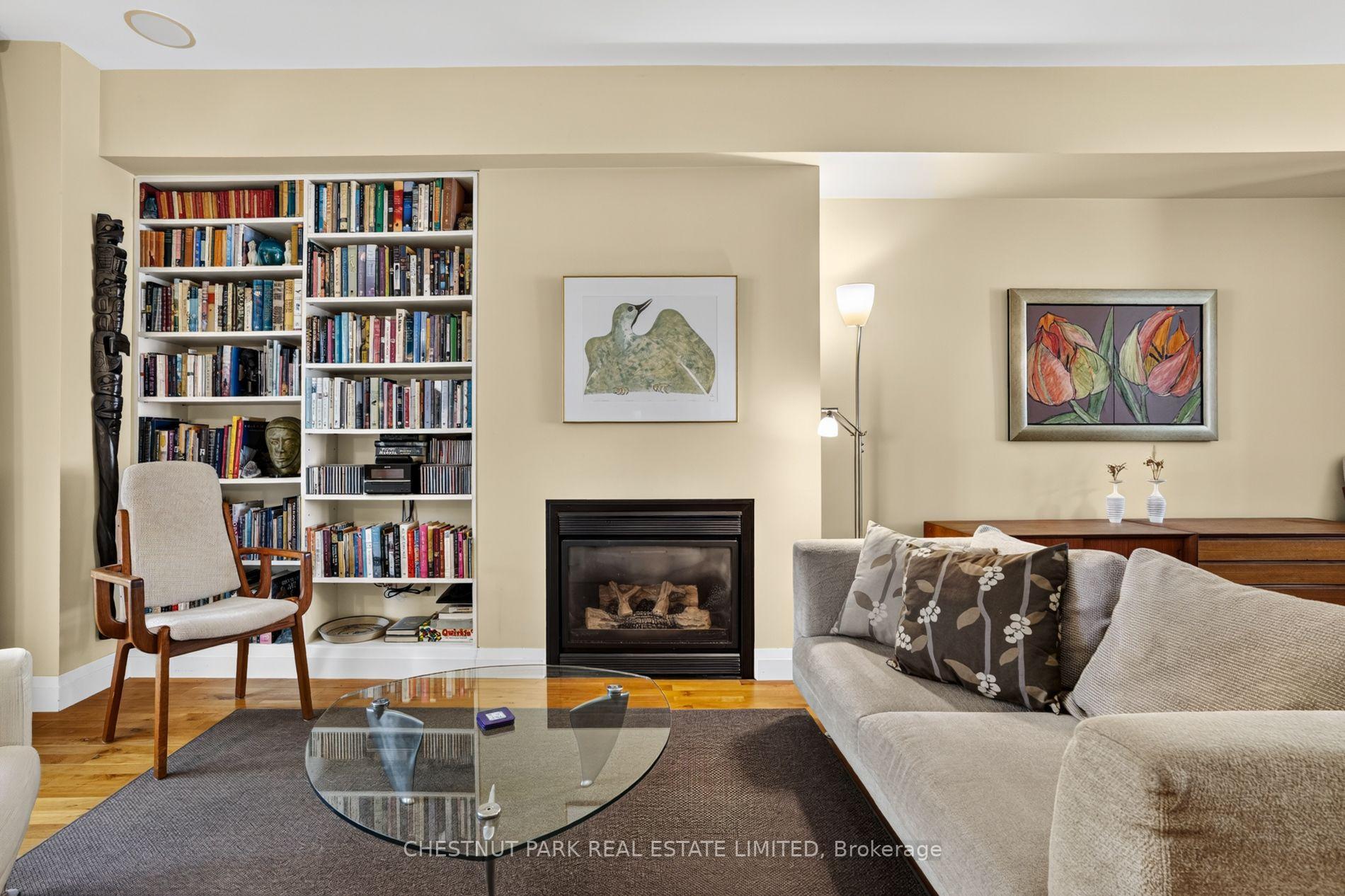 Photo 7 of 47 Shaftesbury Avenue, Toronto, Rosedale-Moore Park — HOMEH