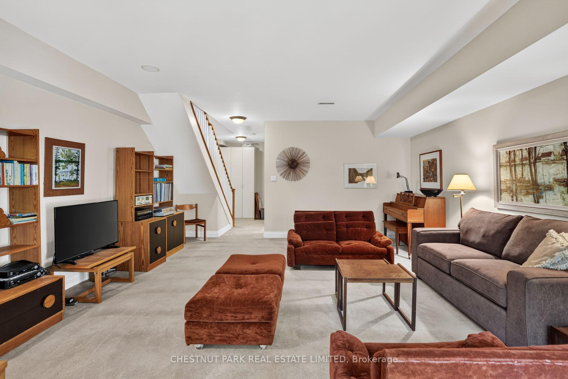 Photo 39 of 47 Shaftesbury Avenue, Toronto, Rosedale-Moore Park — HOMEH