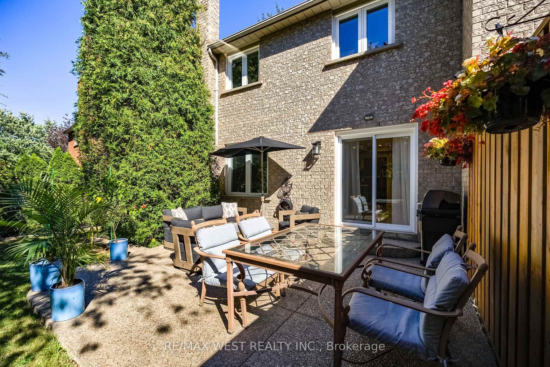 Photo 37 of 1246 Old Oak Drive, Oakville, West Oak Trails — HOMEH