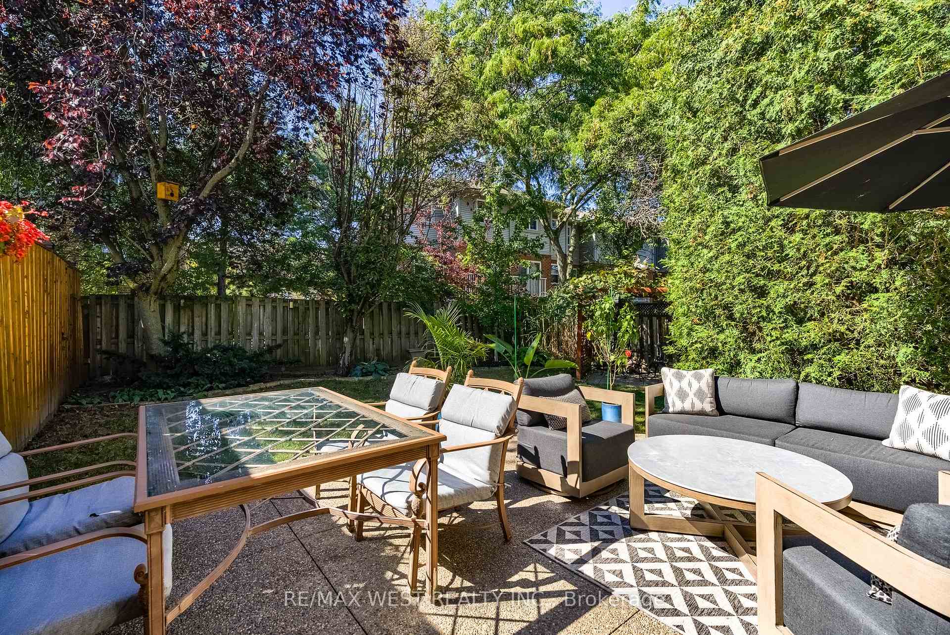 Photo 38 of 1246 Old Oak Drive, Oakville, West Oak Trails — HOMEH