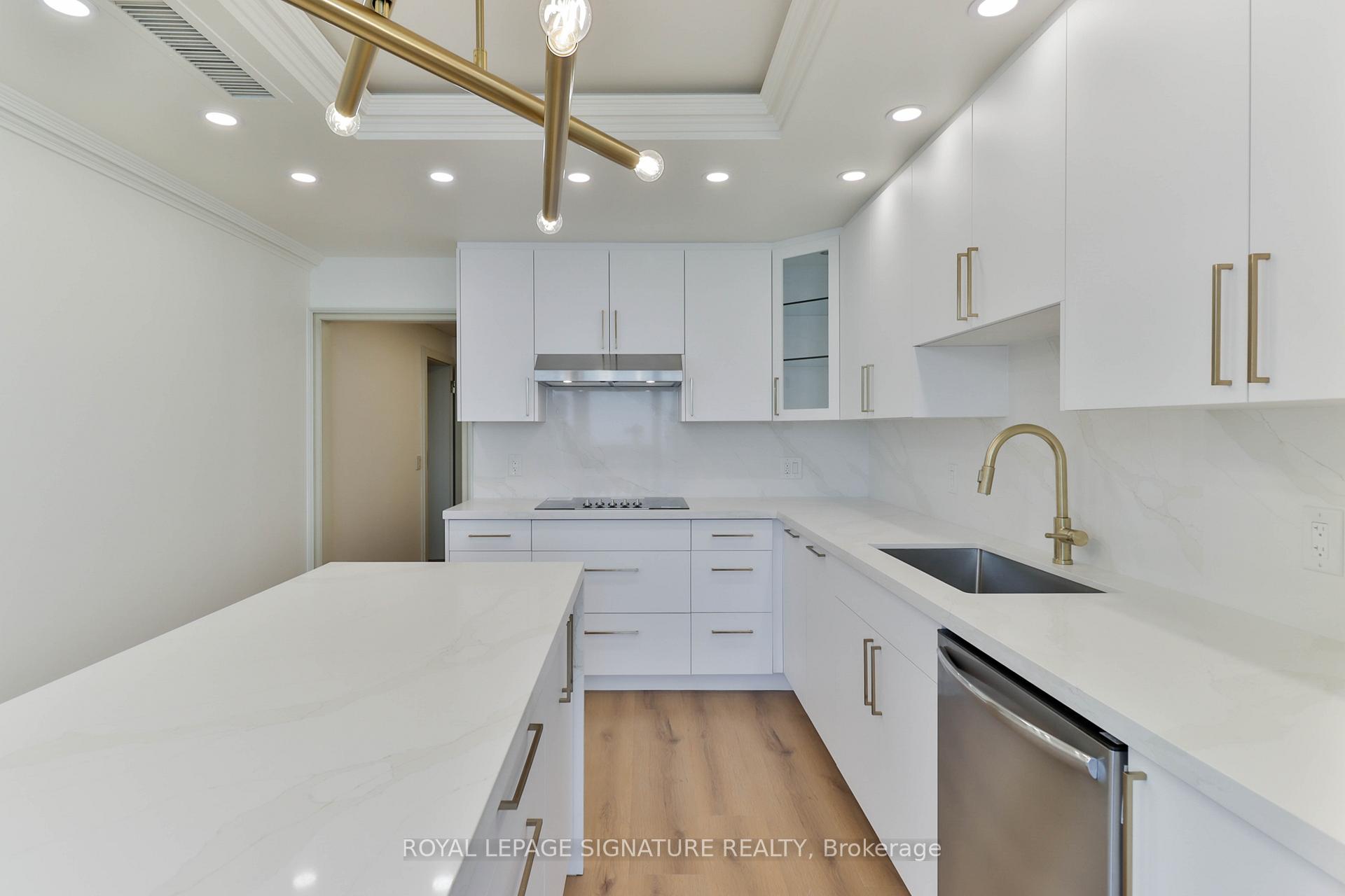 Photo 8 of Unit PH10, 55 Harbour Square, Toronto, Waterfront Communities — HOMEH