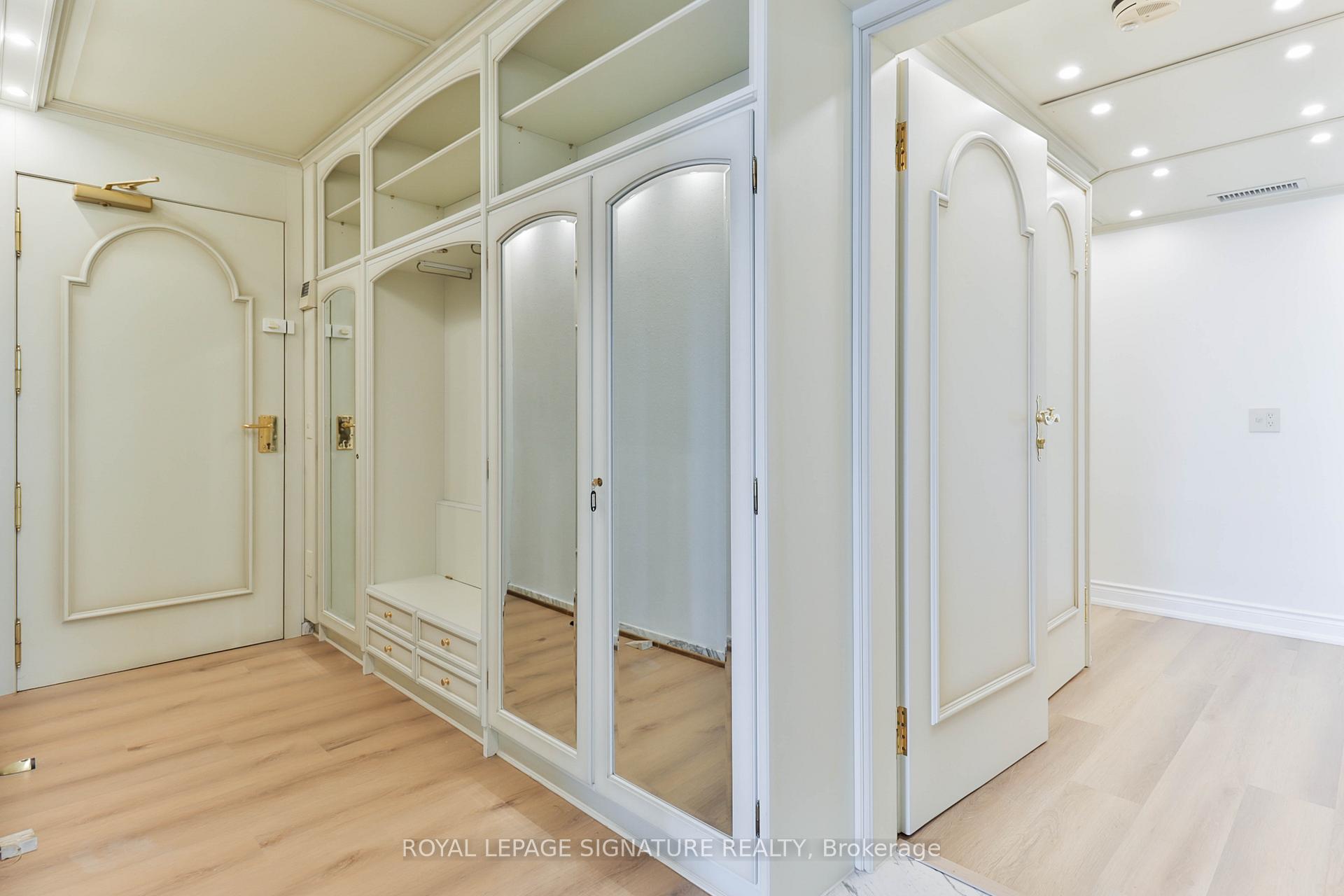 Photo 12 of Unit PH10, 55 Harbour Square, Toronto, Waterfront Communities — HOMEH