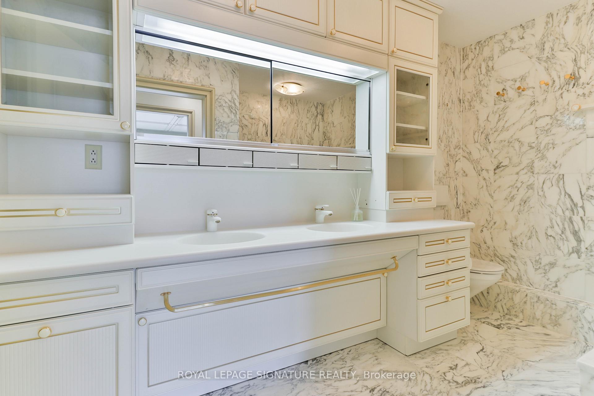 Photo 21 of Unit PH10, 55 Harbour Square, Toronto, Waterfront Communities — HOMEH