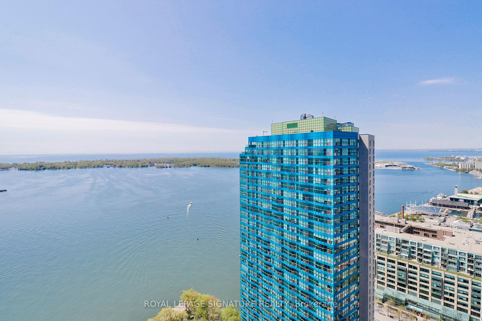Photo 37 of Unit PH10, 55 Harbour Square, Toronto, Waterfront Communities — HOMEH