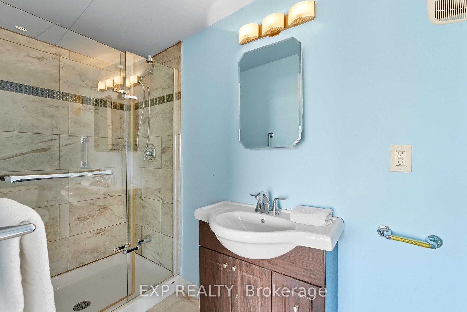 Photo 26 of 5904 Prospect Street, Niagara Falls, Hospital — HOMEH