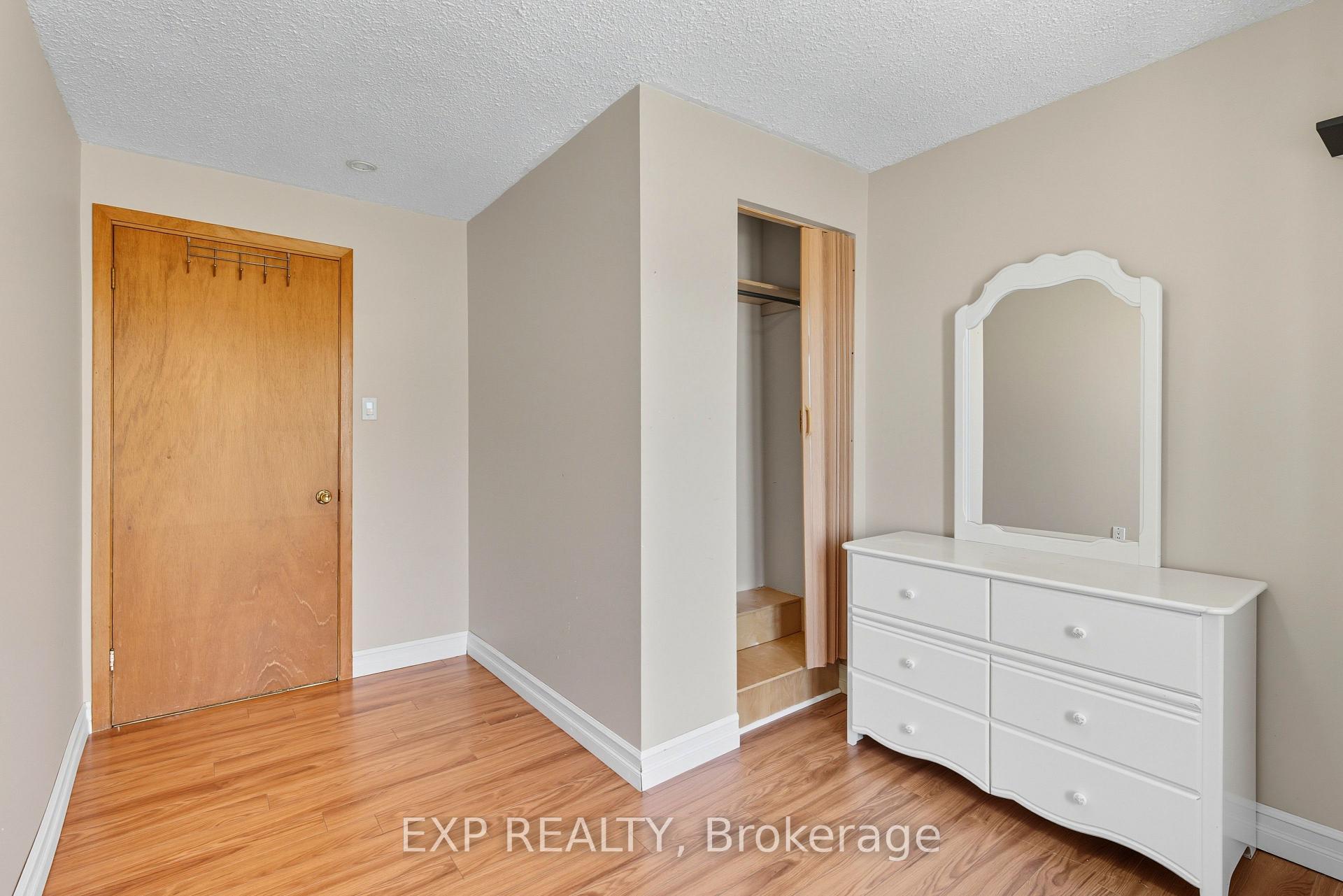 Photo 28 of 5904 Prospect Street, Niagara Falls, Hospital — HOMEH