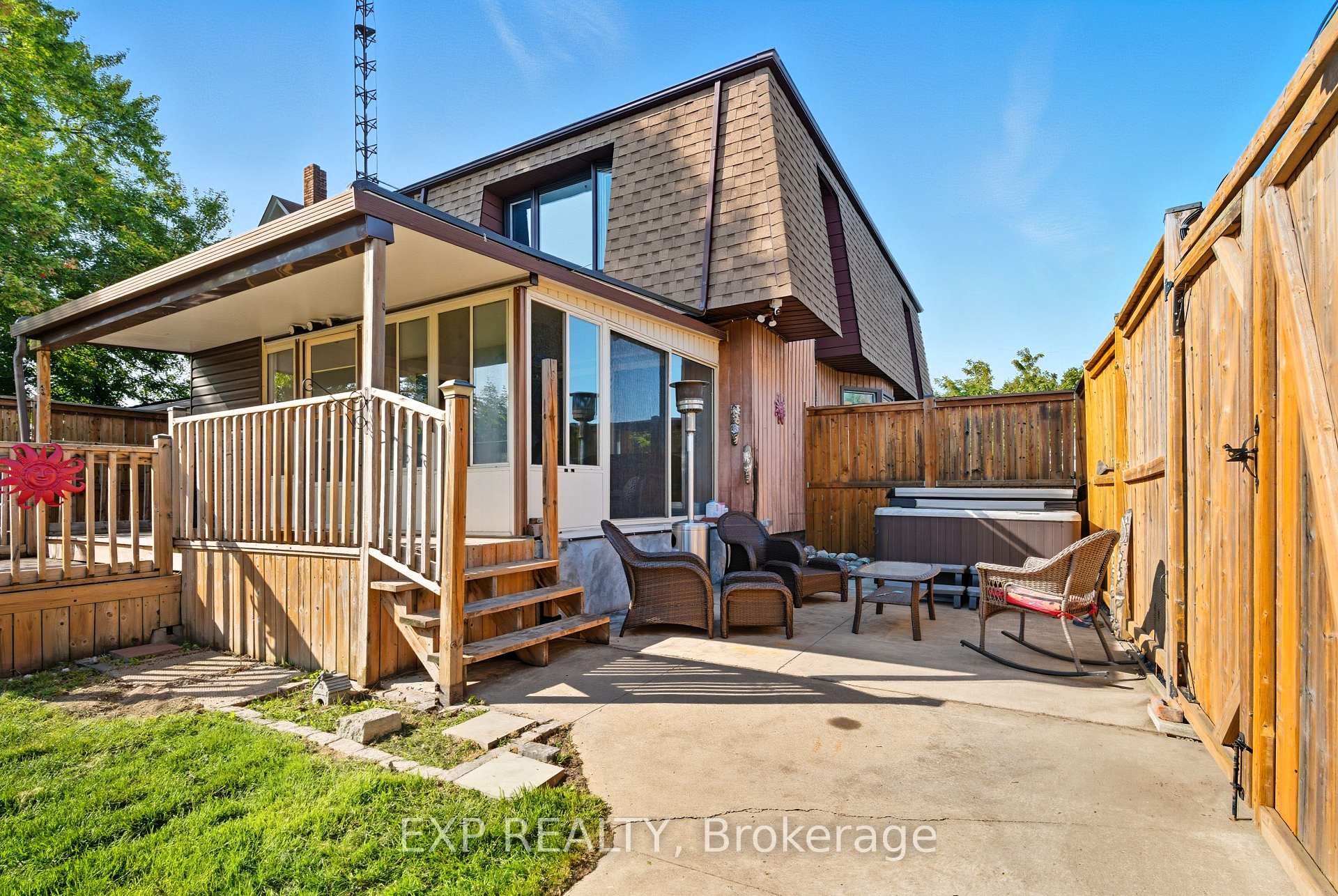 Photo 34 of 5904 Prospect Street, Niagara Falls, Hospital — HOMEH