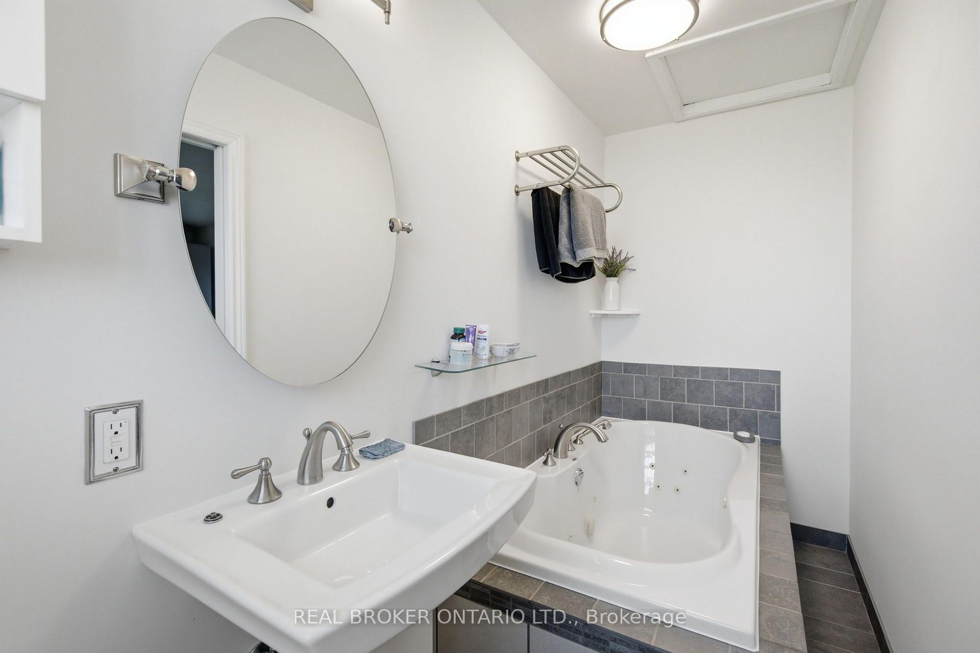 Photo 20 of 785 Reid Road, Uxbridge, Rural Uxbridge — HOMEH