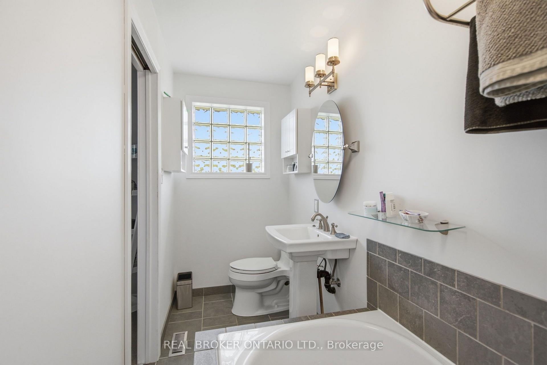 Photo 21 of 785 Reid Road, Uxbridge, Rural Uxbridge — HOMEH