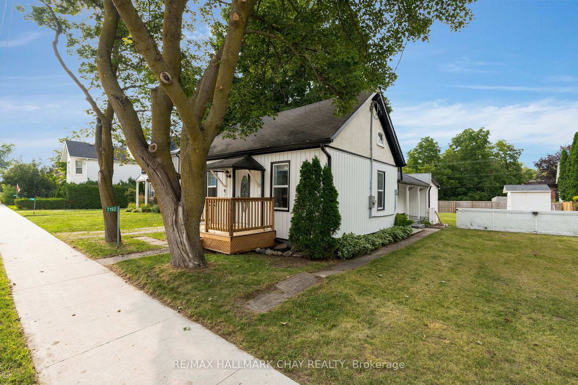 Photo 4 of 7192 26 Highway, Clearview, Stayner — HOMEH